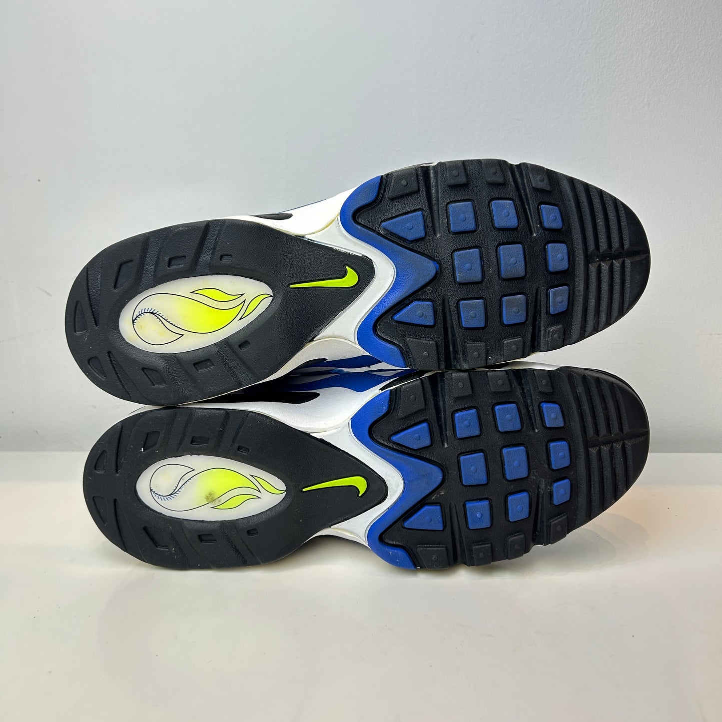 DJ5161 400 Nike Air Griffey Max 1 Varsity Royal (2021) [USED] - 11 M (Used)