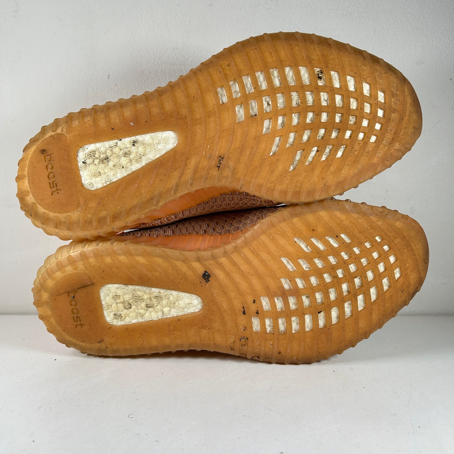 EG7490 adidas Yeezy Boost 350 V2 Clay [USED] - 11.5 M (Used)