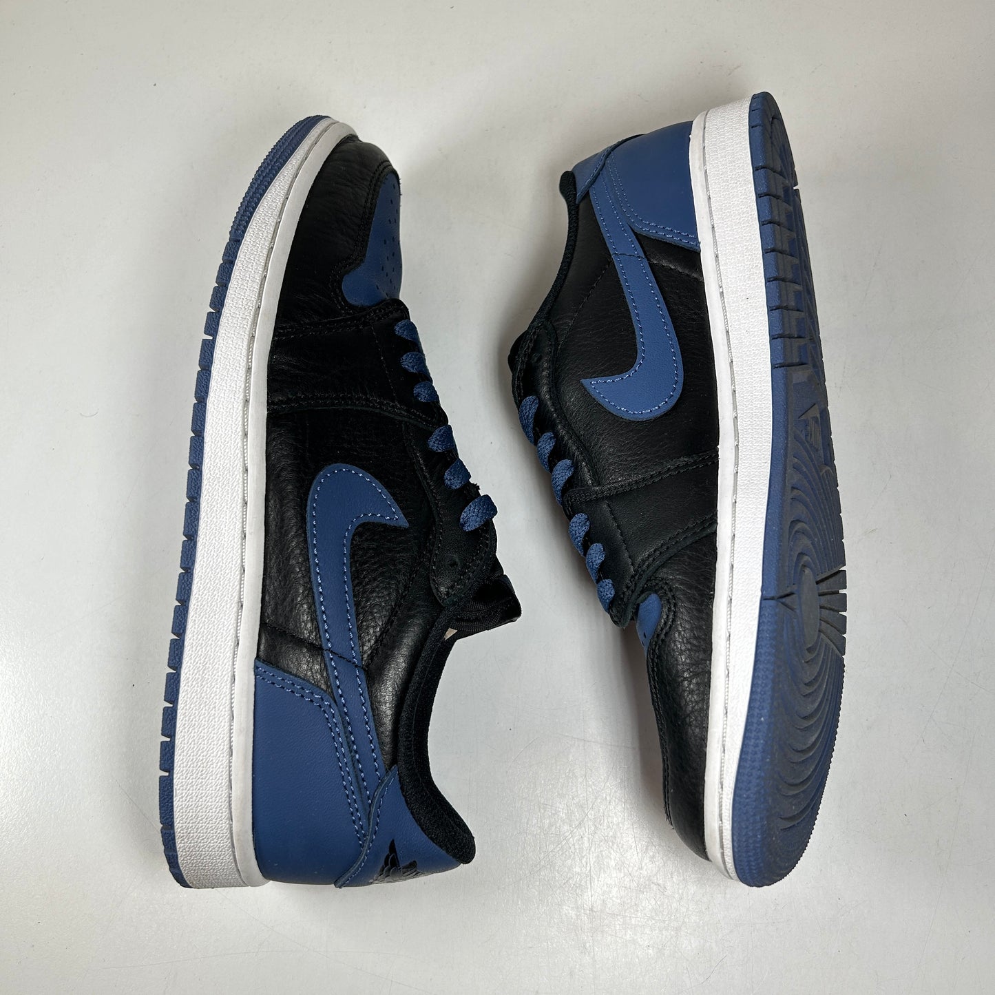 CZ0790 041 Jordan 1 Retro Low OG Azul marino místico