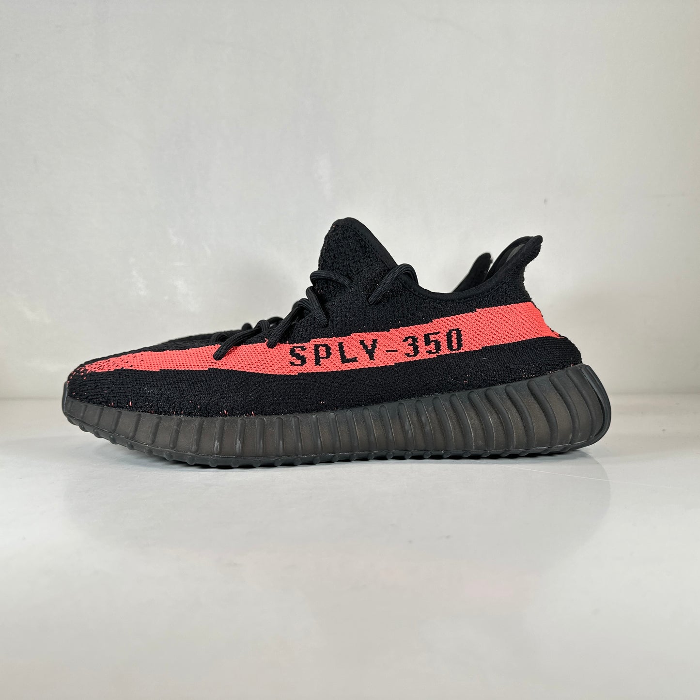 BY9612 Yeezy Boost 350 V2 Núcleo Negro Rojo