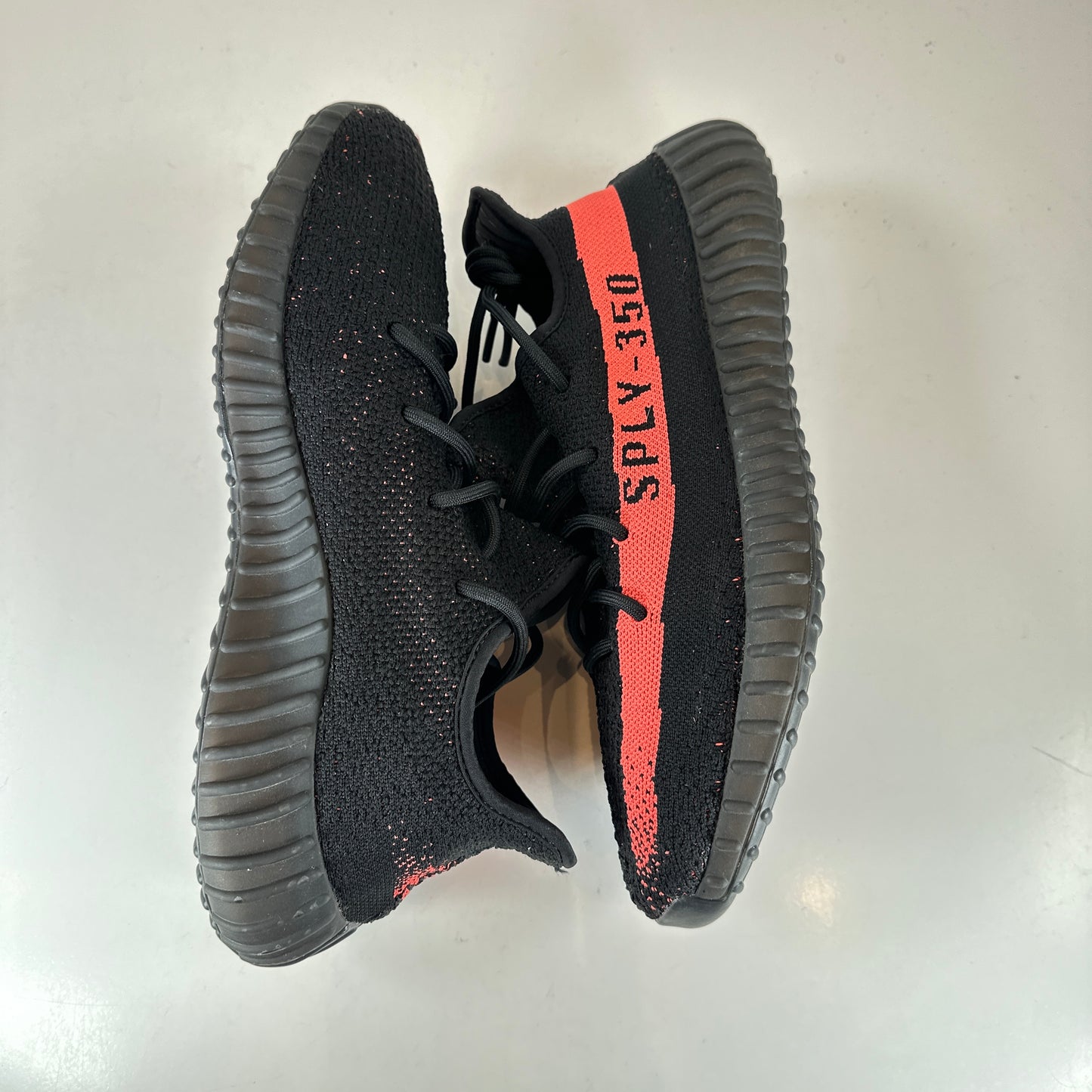 BY9612 Yeezy Boost 350 V2 Núcleo Negro Rojo