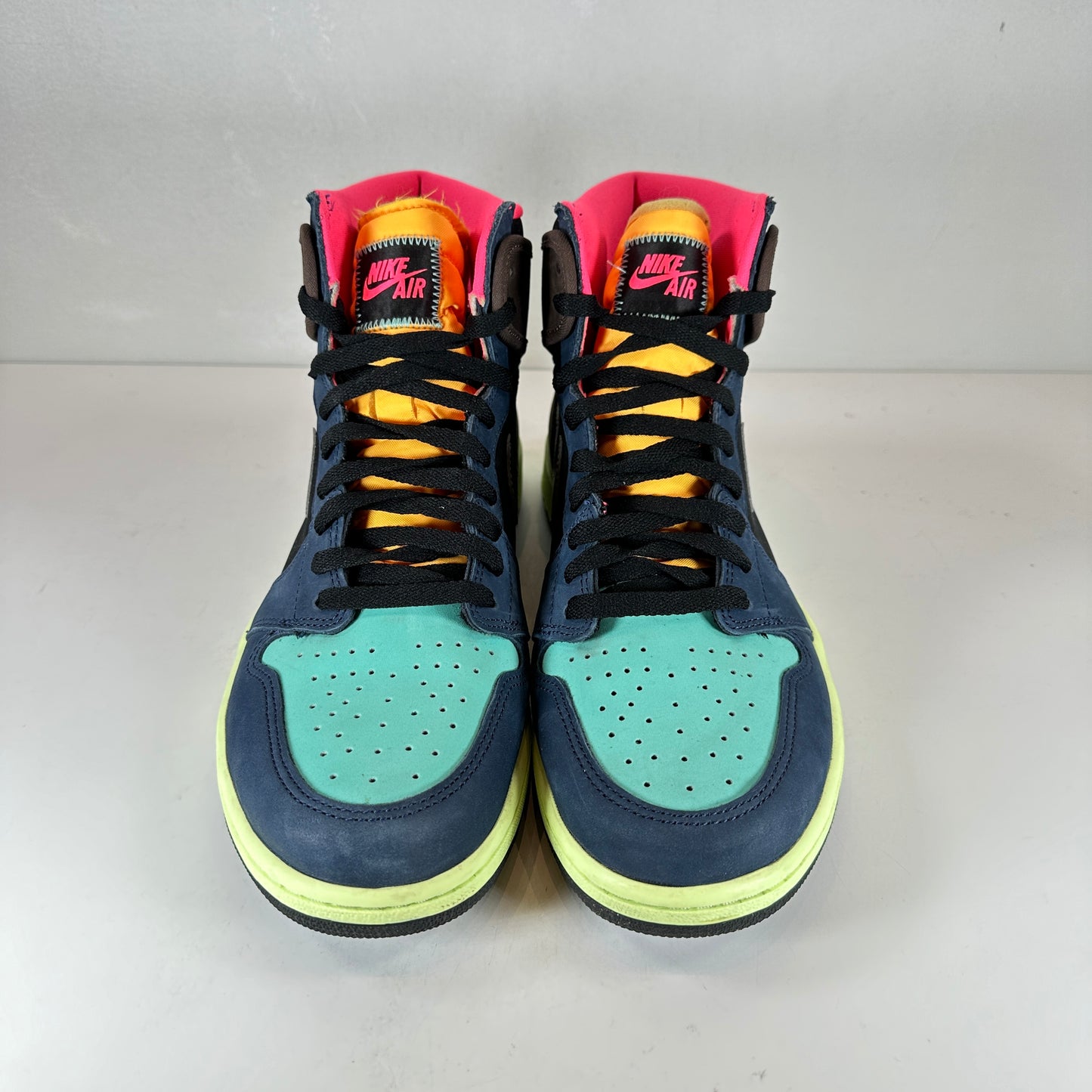 555088 201 Jordan 1 Tokyo Bio Hack [USED] - 12 M (Used)
