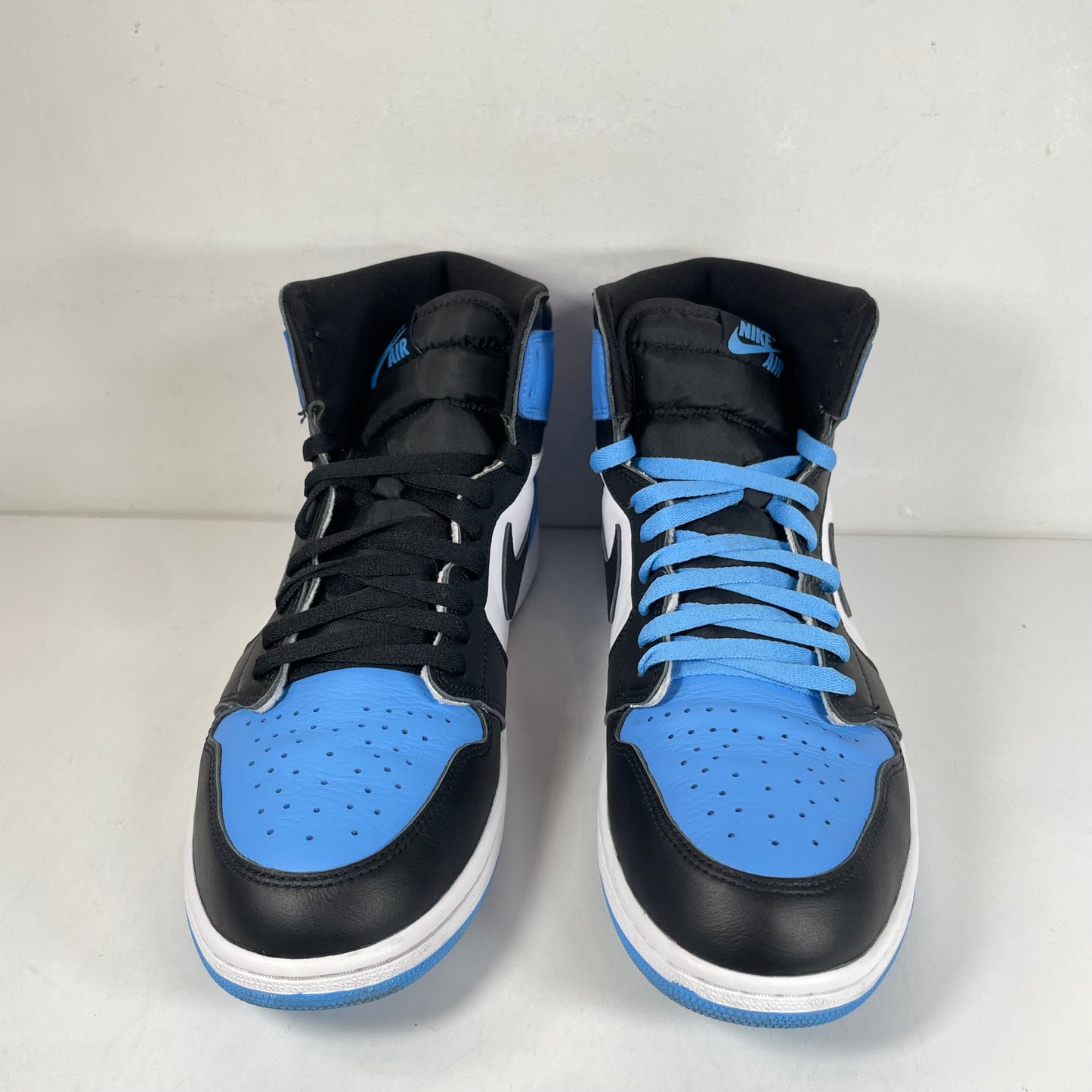 DZ5485 400 Jordan 1 Retro High OG UNC Toe [USED] - 14 M (Used)