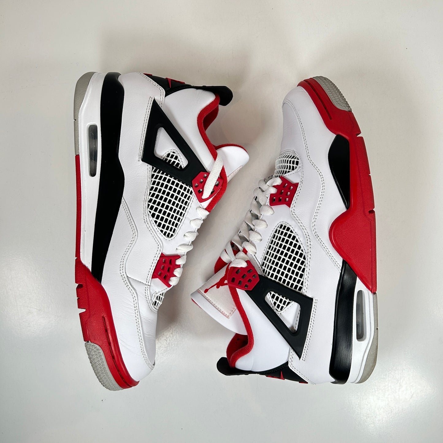 DC7770 160 Jordan 4 Retro Fire Red (2020) [USED] - 9.5 M (Used)