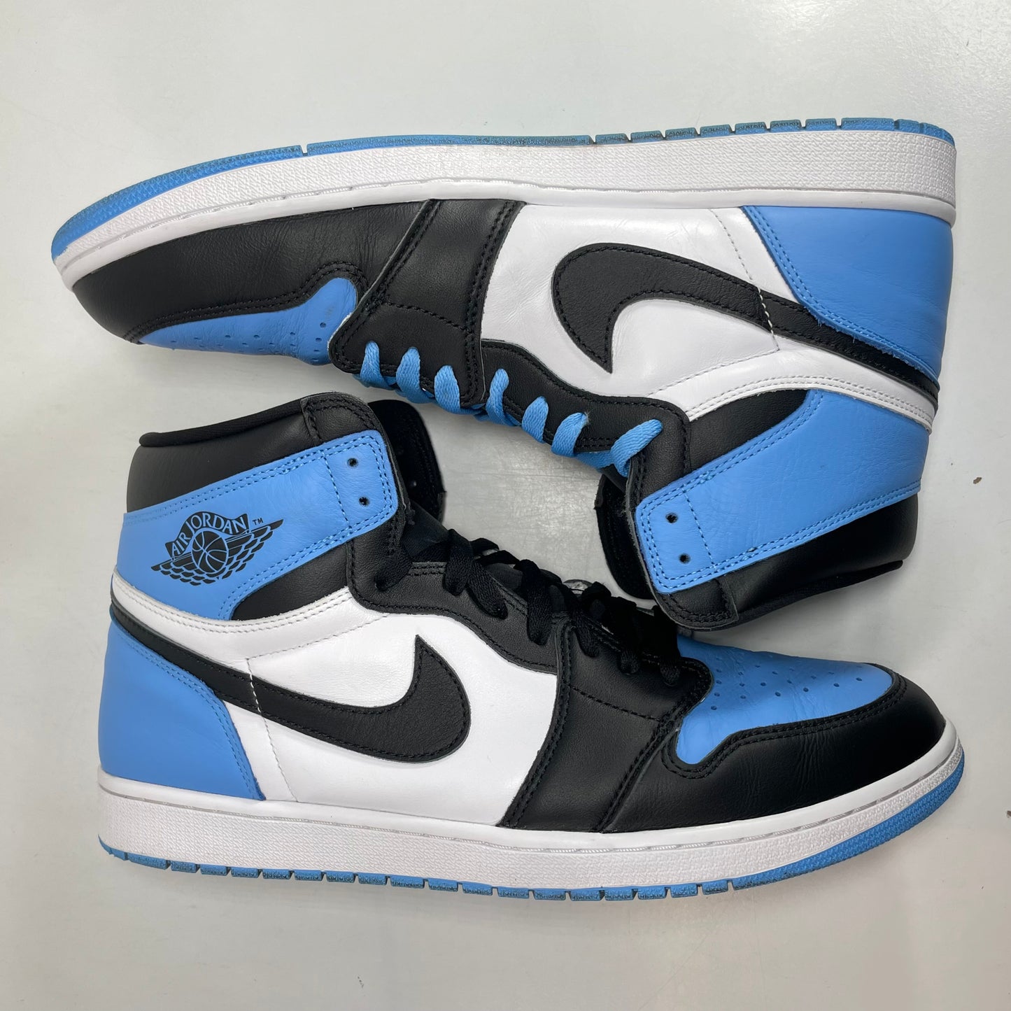 DZ5485 400 Jordan 1 Retro High OG UNC Toe [USED] - 14 M (Used)