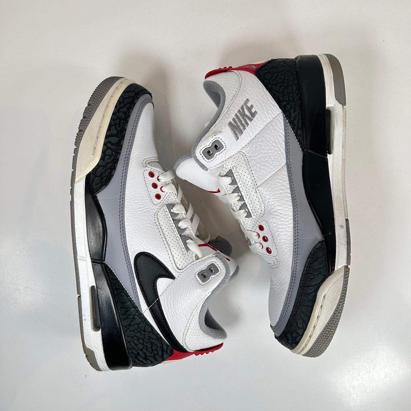 AQ3835 160 Jordan 3 Retro Tinker Hatfield [USED] - 8.5 M (Used)