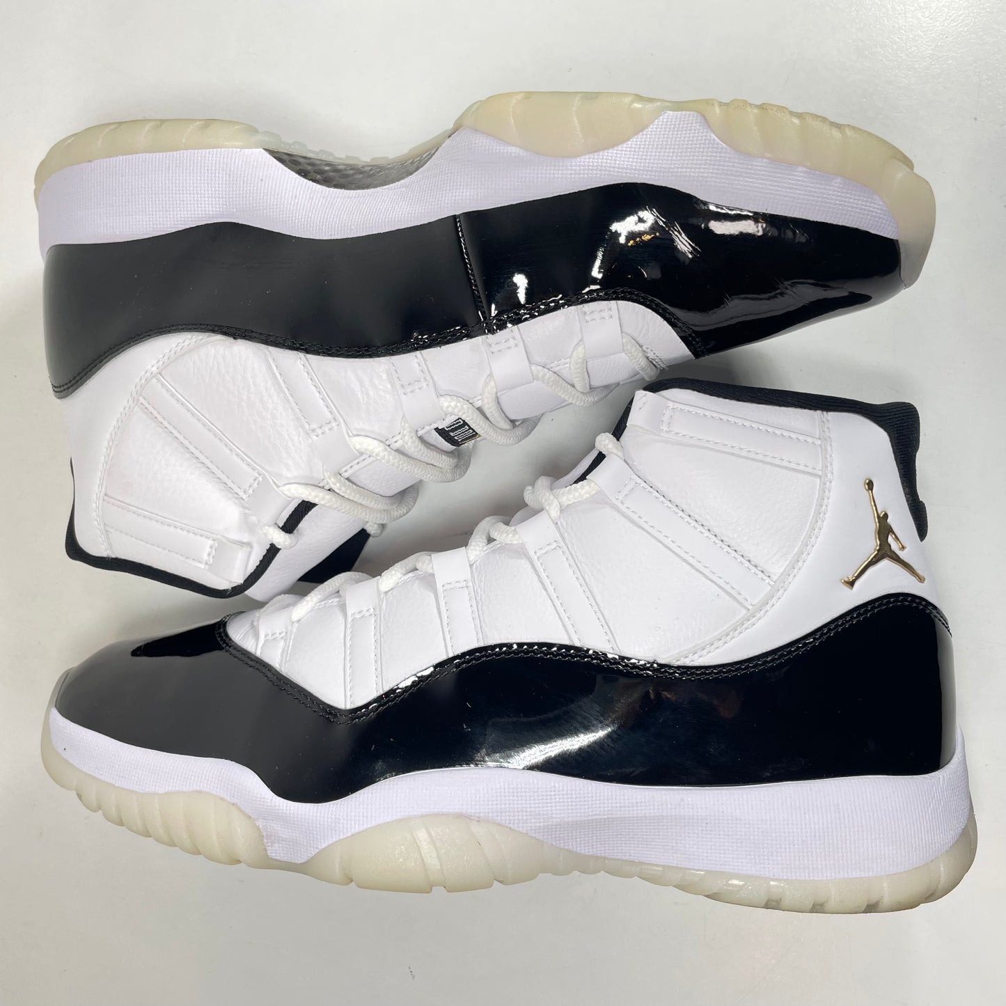 CT8012 170 Jordan 11 Retro DMP Defining Moments (2023) [USED] - 13 M (Used)