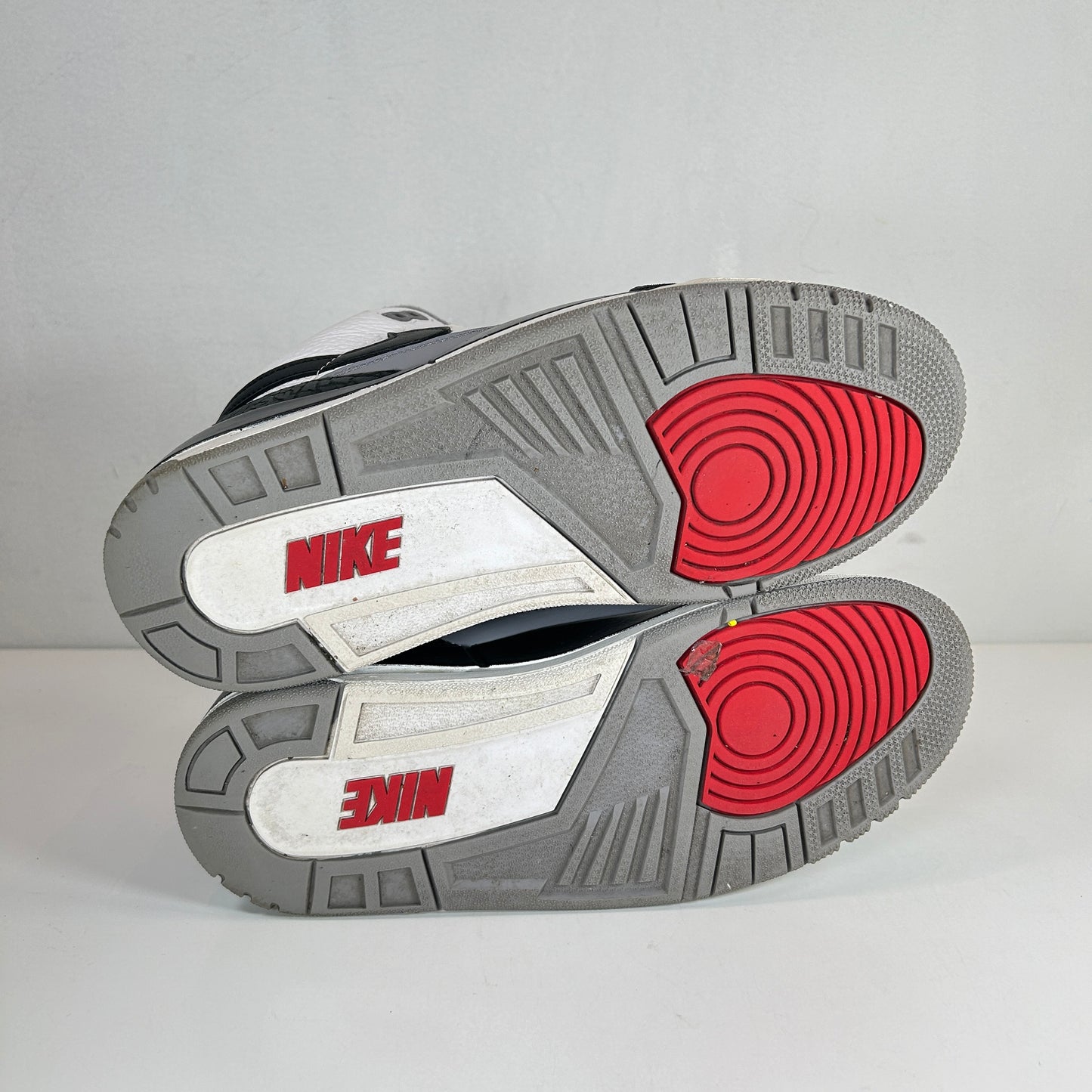 AQ3835 160 Jordan 3 Retro Tinker Hatfield [USED] - 8.5 M (Used)