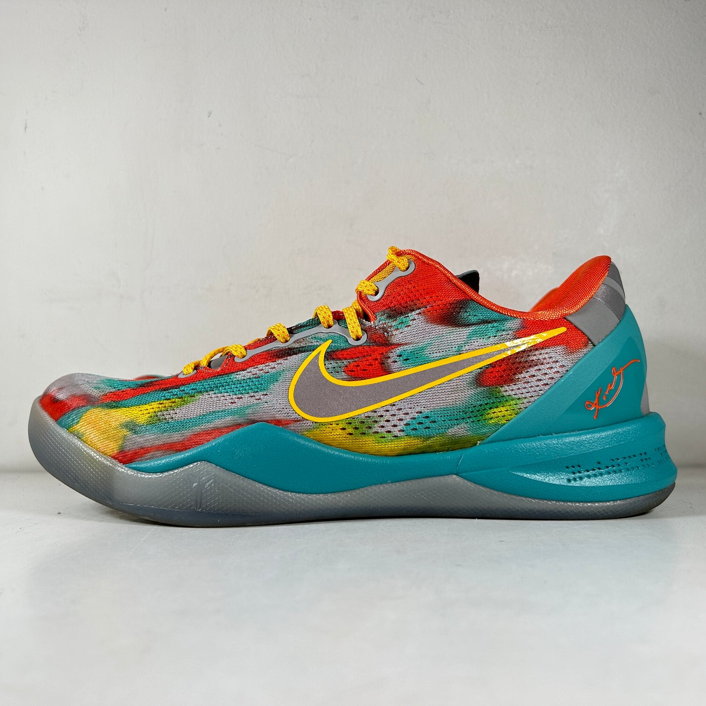 FQ3548 001 Nike Kobe 8 Protro Venice Beach (2024) [USED] - 9.5 M (Used)