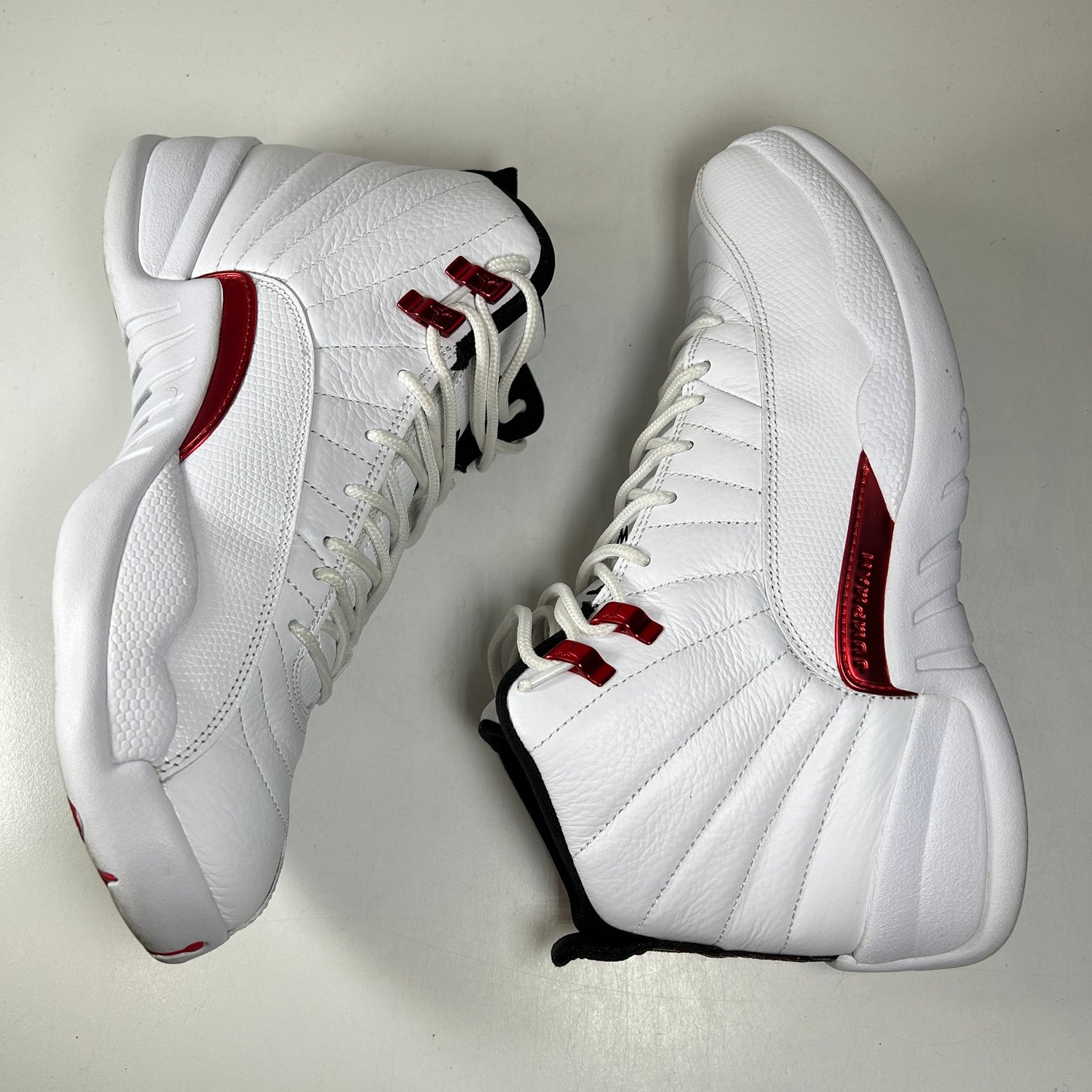 CT8013 106 Jordan 12 Retro Twist [USED] - 10.5 M (Used)