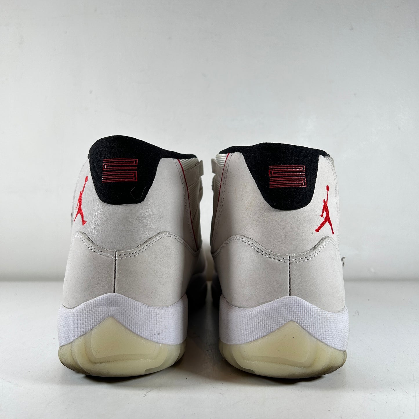 378037 016 Jordan 11 Retro Platinum Tint [USED] - 12 M (Used)