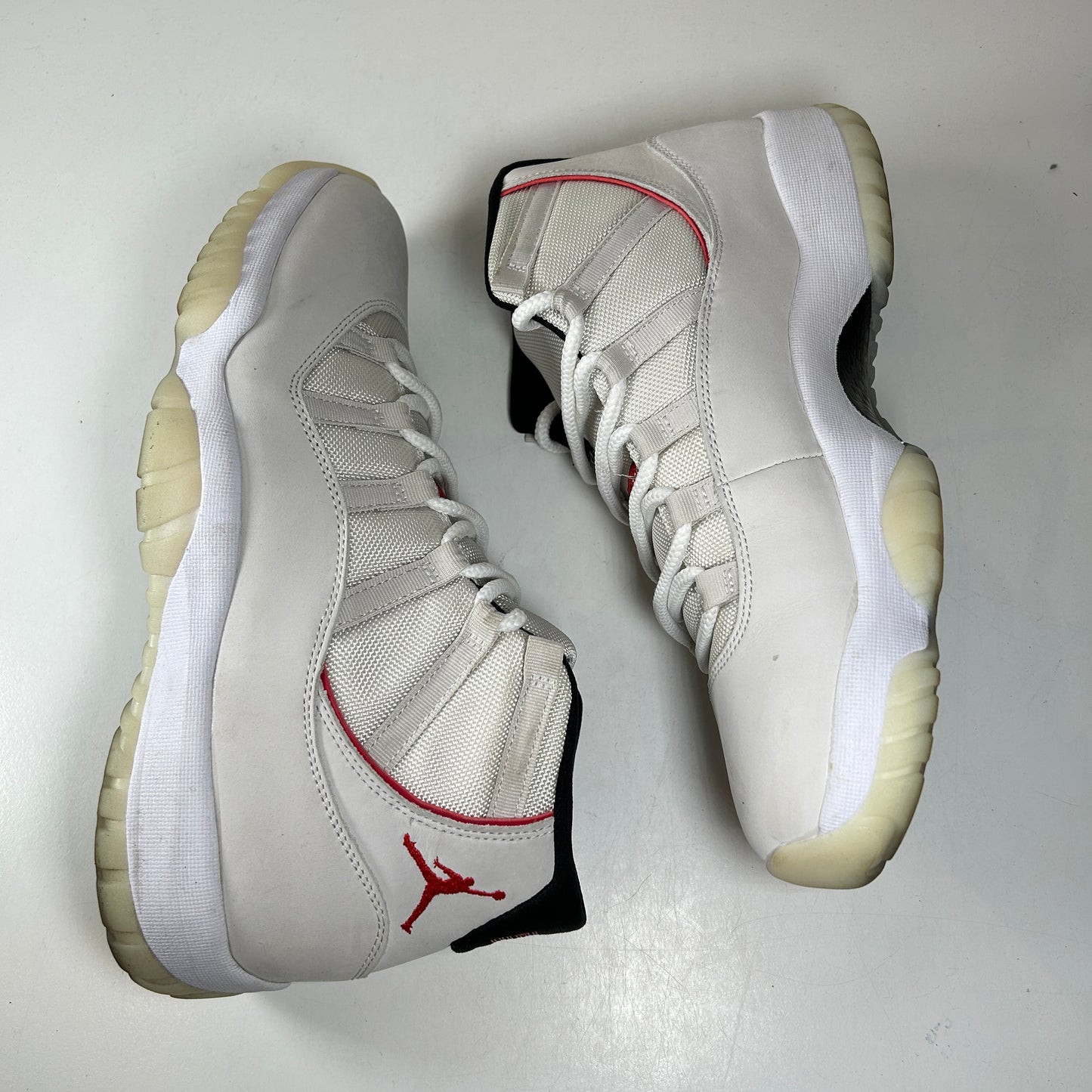 378037 016 Jordan 11 Retro Platinum Tint [USED] - 12 M (Used)