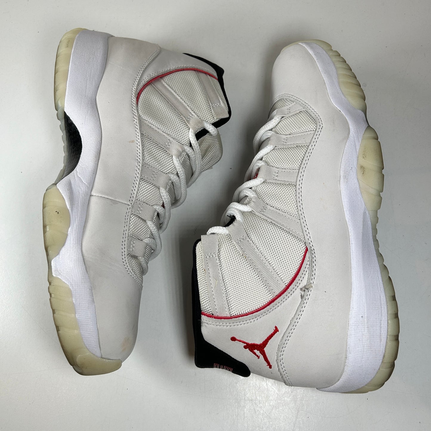 378037 016 Jordan 11 Retro Platinum Tint [USED] - 12 M (Used)