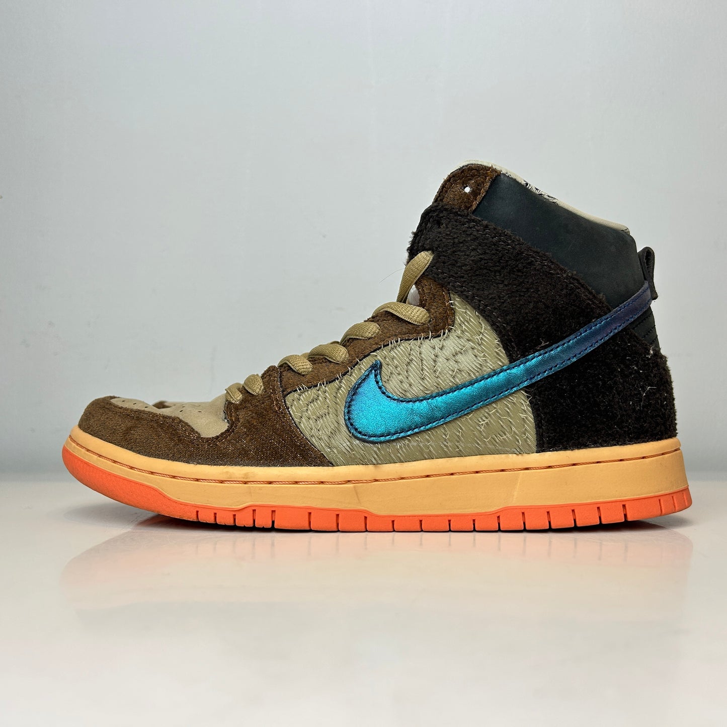 DC6887 200 Nike SB Dunk High Concepts Turdunken [USED] - 9 M (Used)