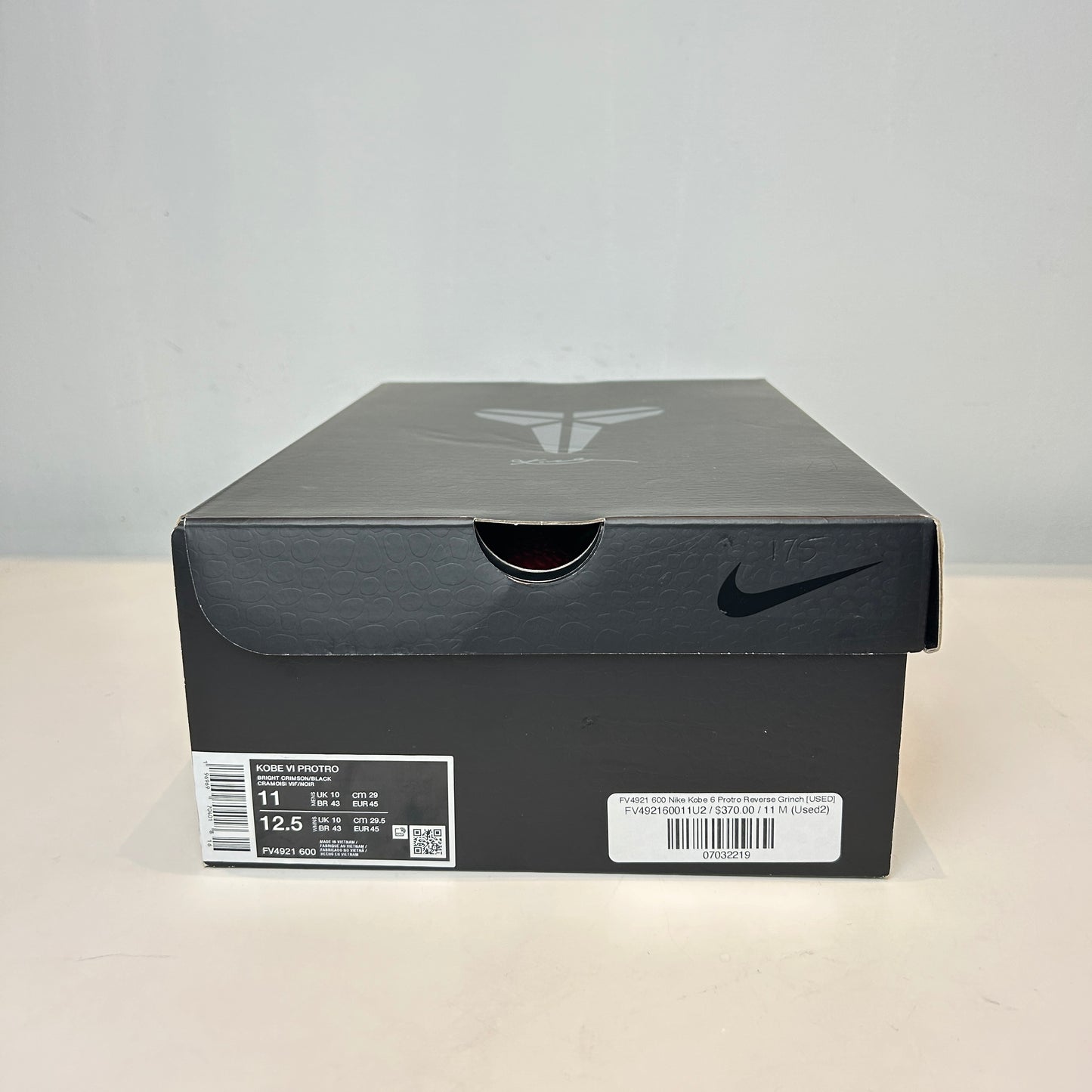 FV4921 600 Nike Kobe 6 Protro Reverse Grinch [USED] - 11 M (Used)