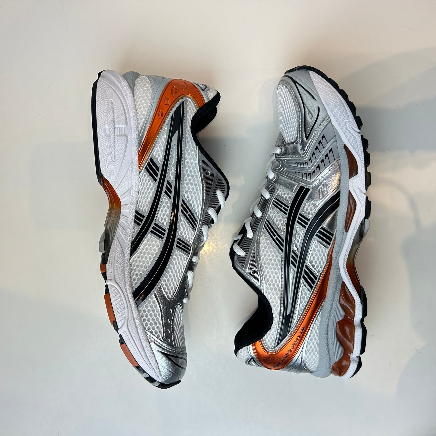 1201A019 109 ASICS Gel-Kayano 14 White Piquant Orange [USED] - 10 M (Used)