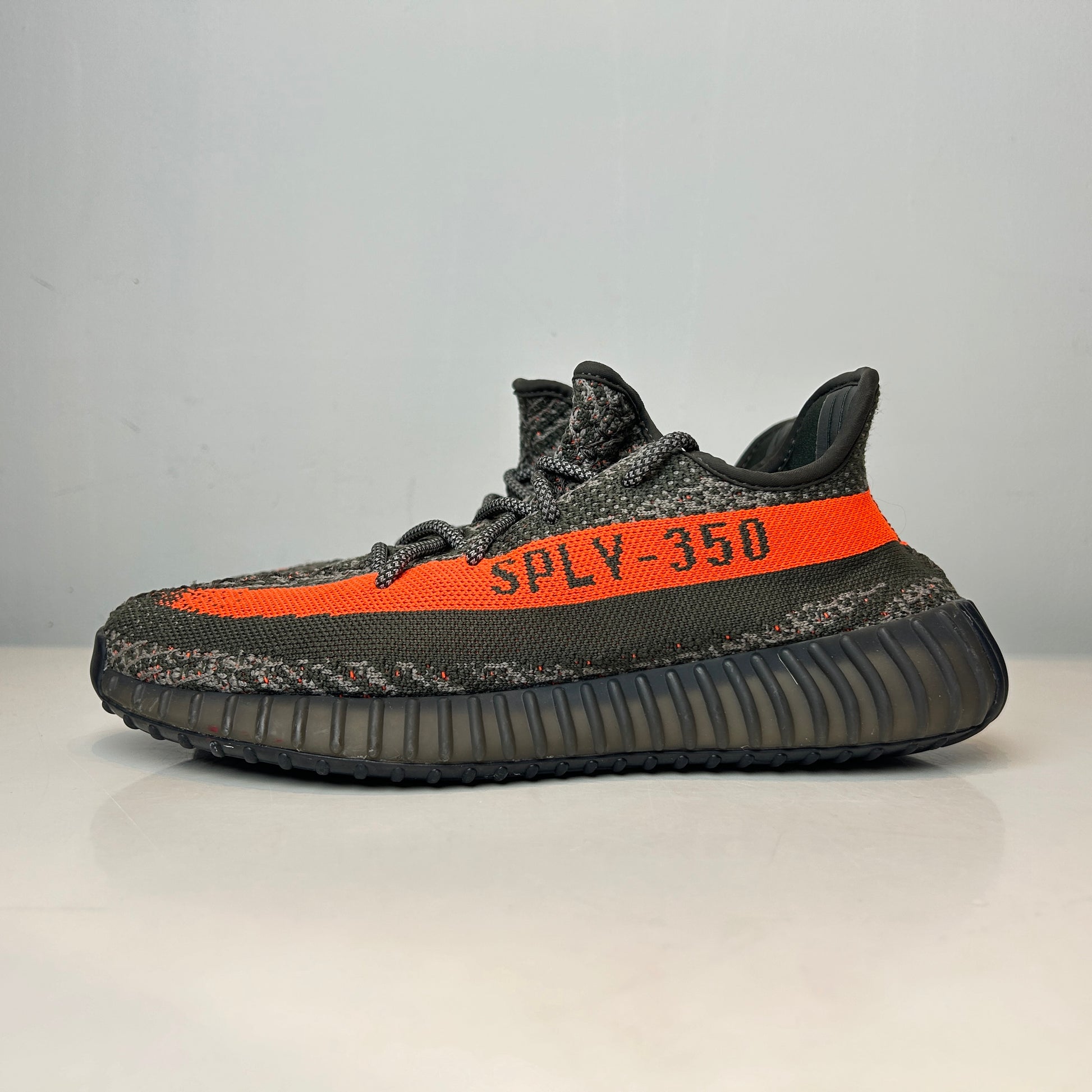 HQ7045 Adidas Yeezy Boost 350 V2 Carbon Beluga [USED]
