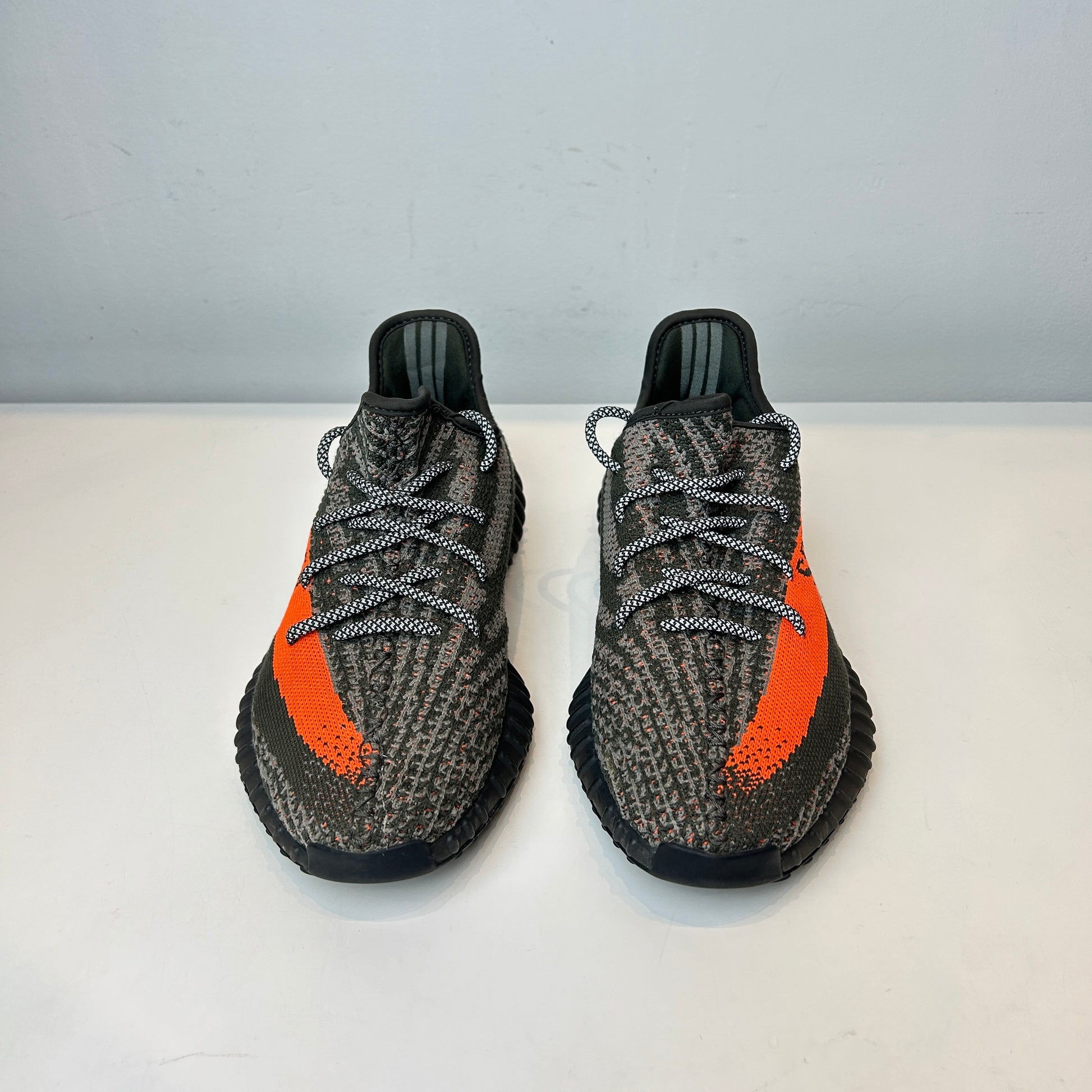 HQ7045 Adidas Yeezy Boost 350 V2 Carbon Beluga [USED]