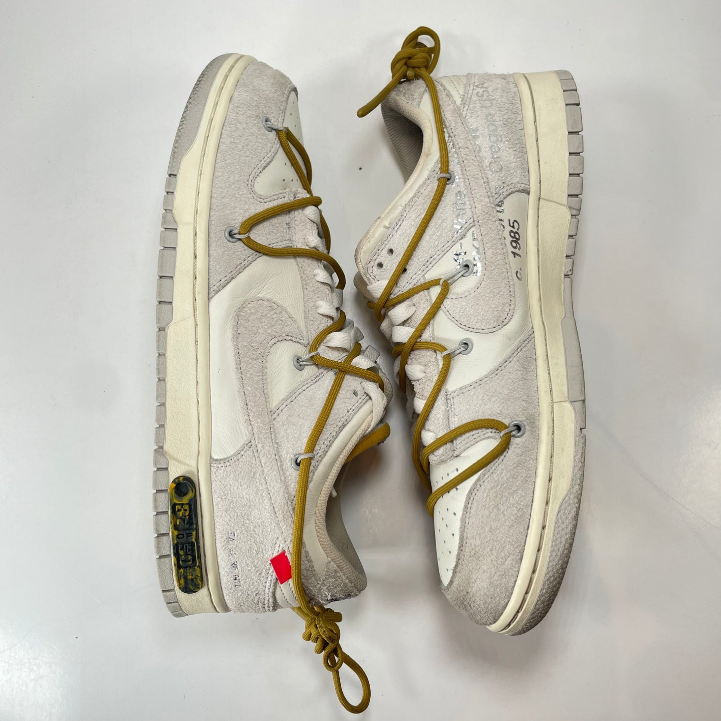 DJ0950 105 Nike Dunk Low Off-White Lot 37 [USED] - 10.5 M (Used)
