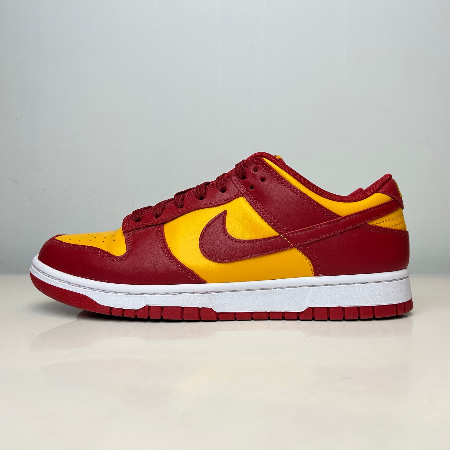 DD1391 701 Nike Dunk Low Midas Gold [USED] - 9.5 M (Used)