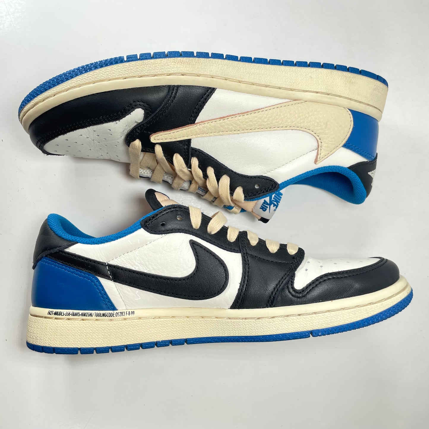 DM7866 140 Jordan 1 Low Fragment x Travis Scott [USED] - 6.5 M (Used) (No Box)