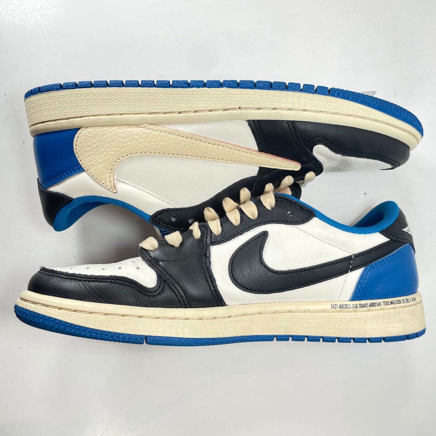 DM7866 140 Jordan 1 Low Fragment x Travis Scott [USED] - 6.5 M (Used) (No Box)