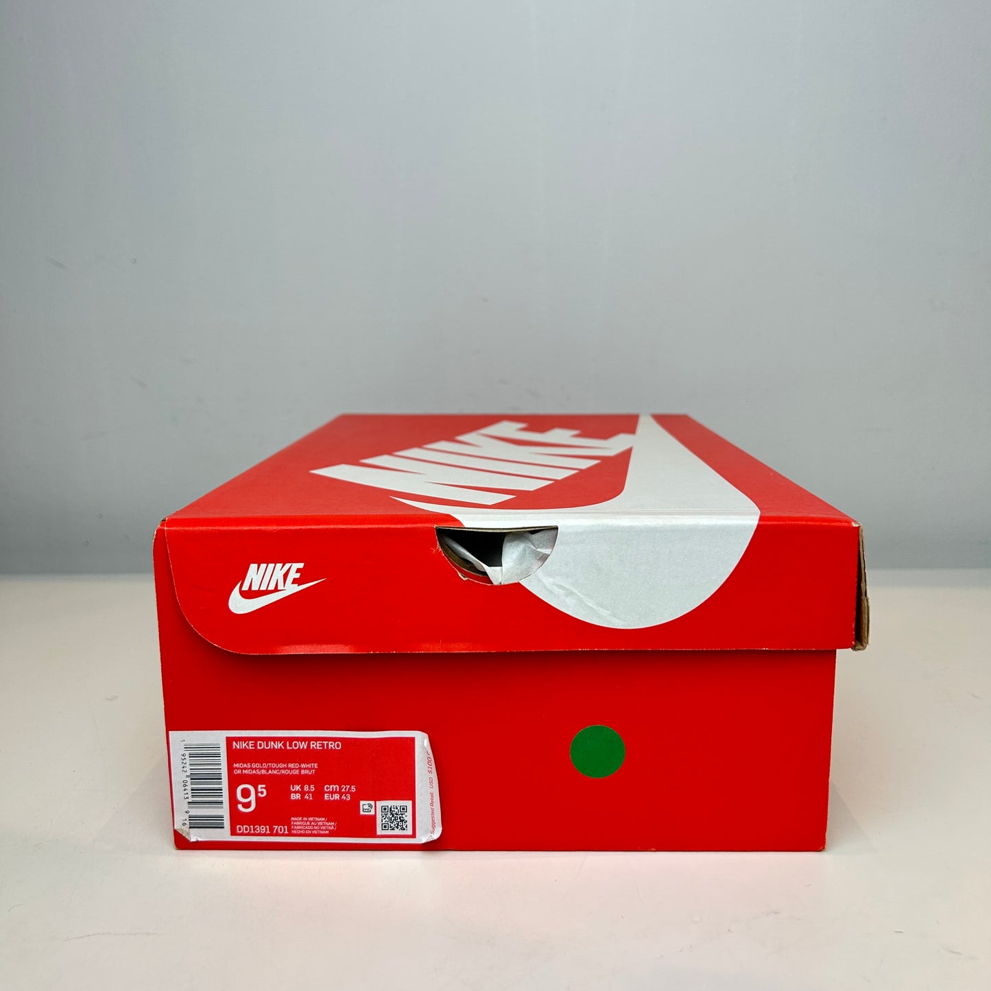 DD1391 701 Nike Dunk Low Midas Gold [USED] - 9.5 M (Used)