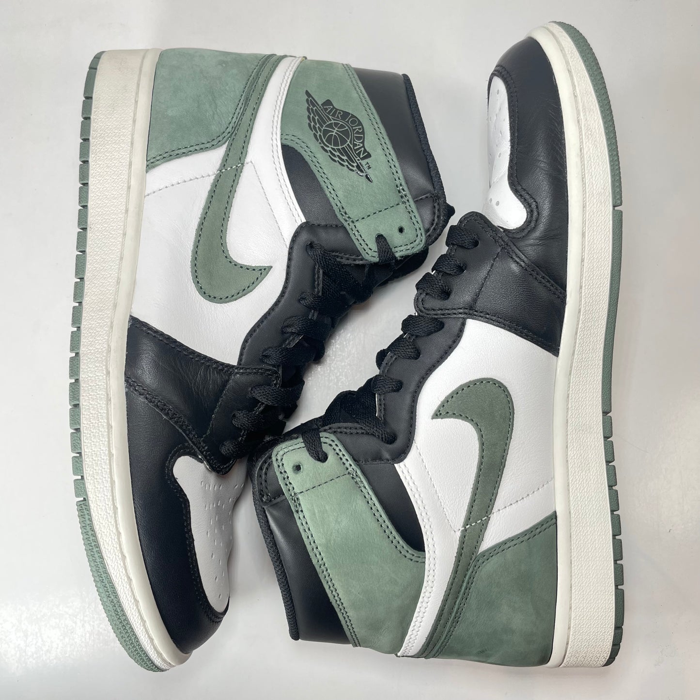 555088 135 Jordan 1 Clay Green [USED] - 10 M (Used) (No Box)