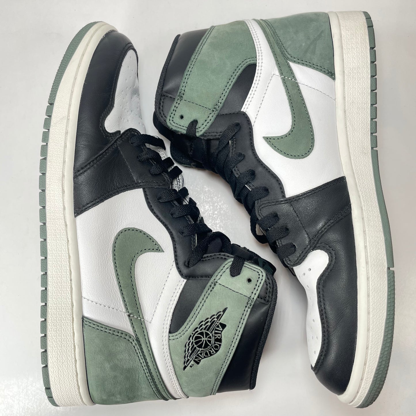 555088 135 Jordan 1 Clay Green [USED] - 10 M (Used) (No Box)