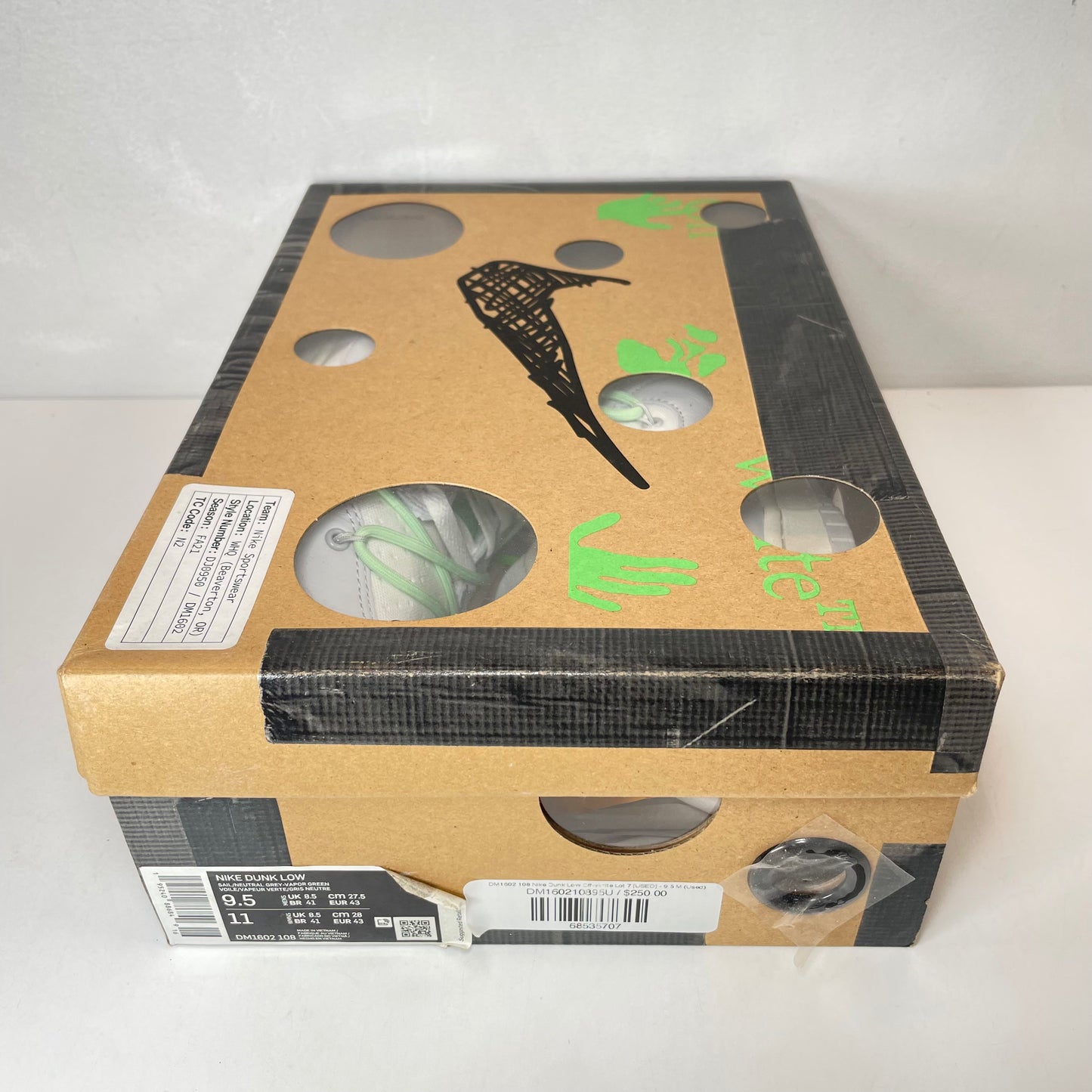 DM1602 108 Nike Dunk Low Off-White Lot 7 [USED] - 9.5 M (Used)