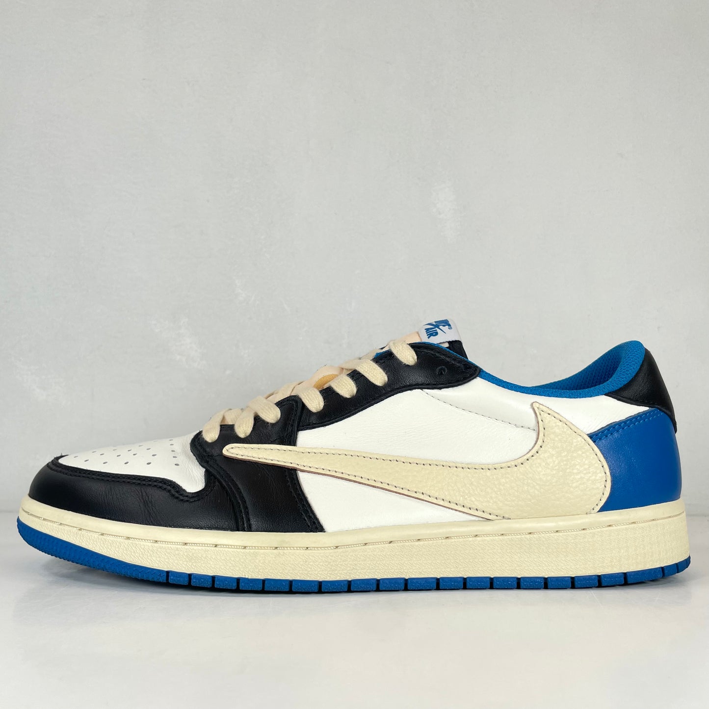 DM7866 140 Jordan 1 Low Fragment x Travis Scott [USED] - 11.5 M (Used2)