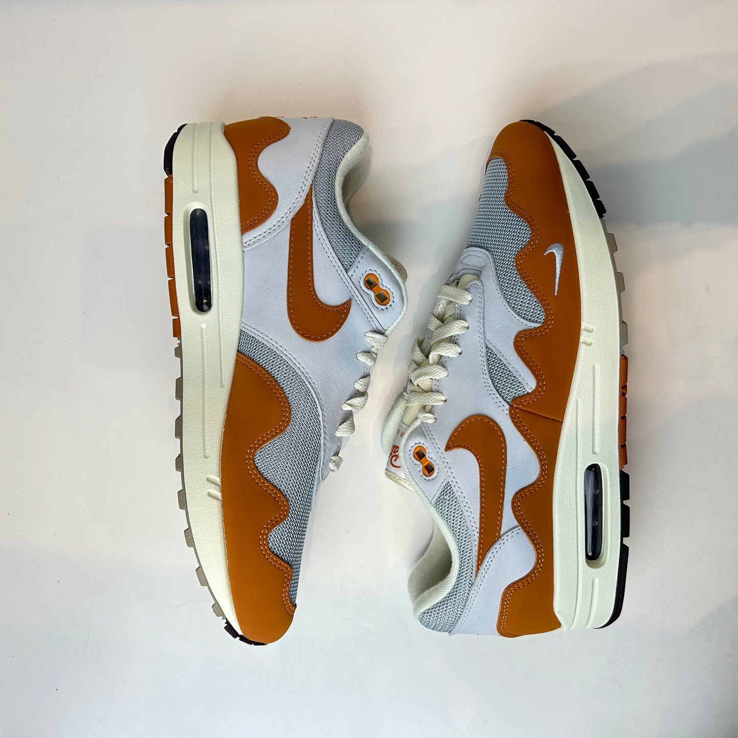 DH1348 001 Nike Air Max 1 Patta Waves Monarca
