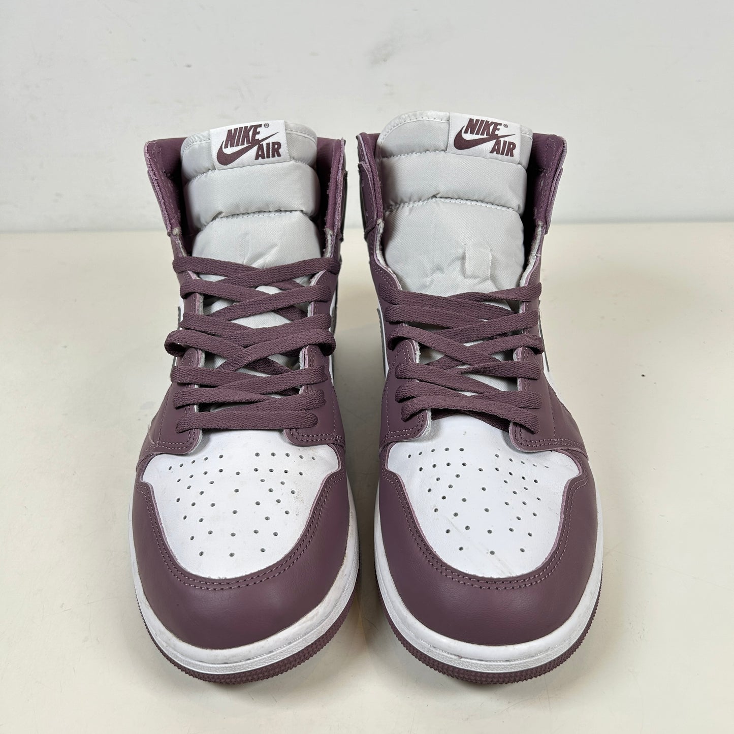 DZ5485 105 Jordan 1 Retro High OG Mauve [USED] - 14 M (Used)