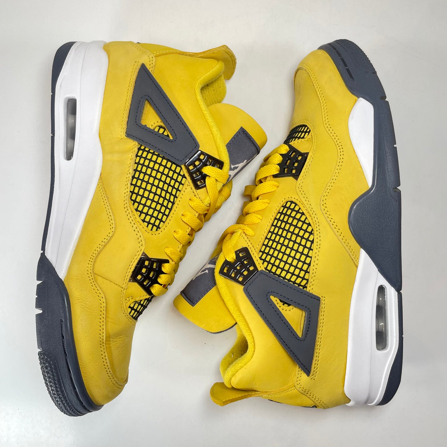 CT8527 700 Jordan 4 Retro Lightning (2021) [USED] - 10 M (Used3)