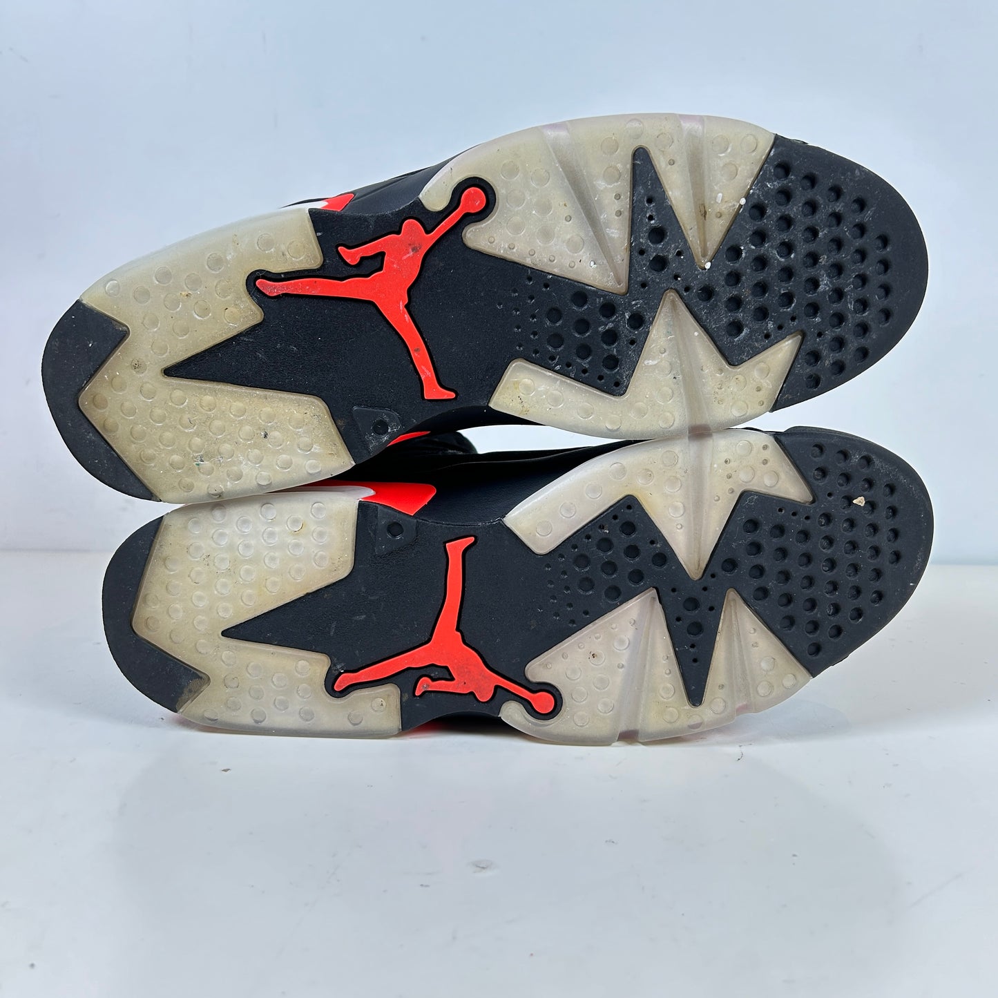 384664 060 Jordan 6 Infrared [USED] - 13 M (Used) (Replace Box)
