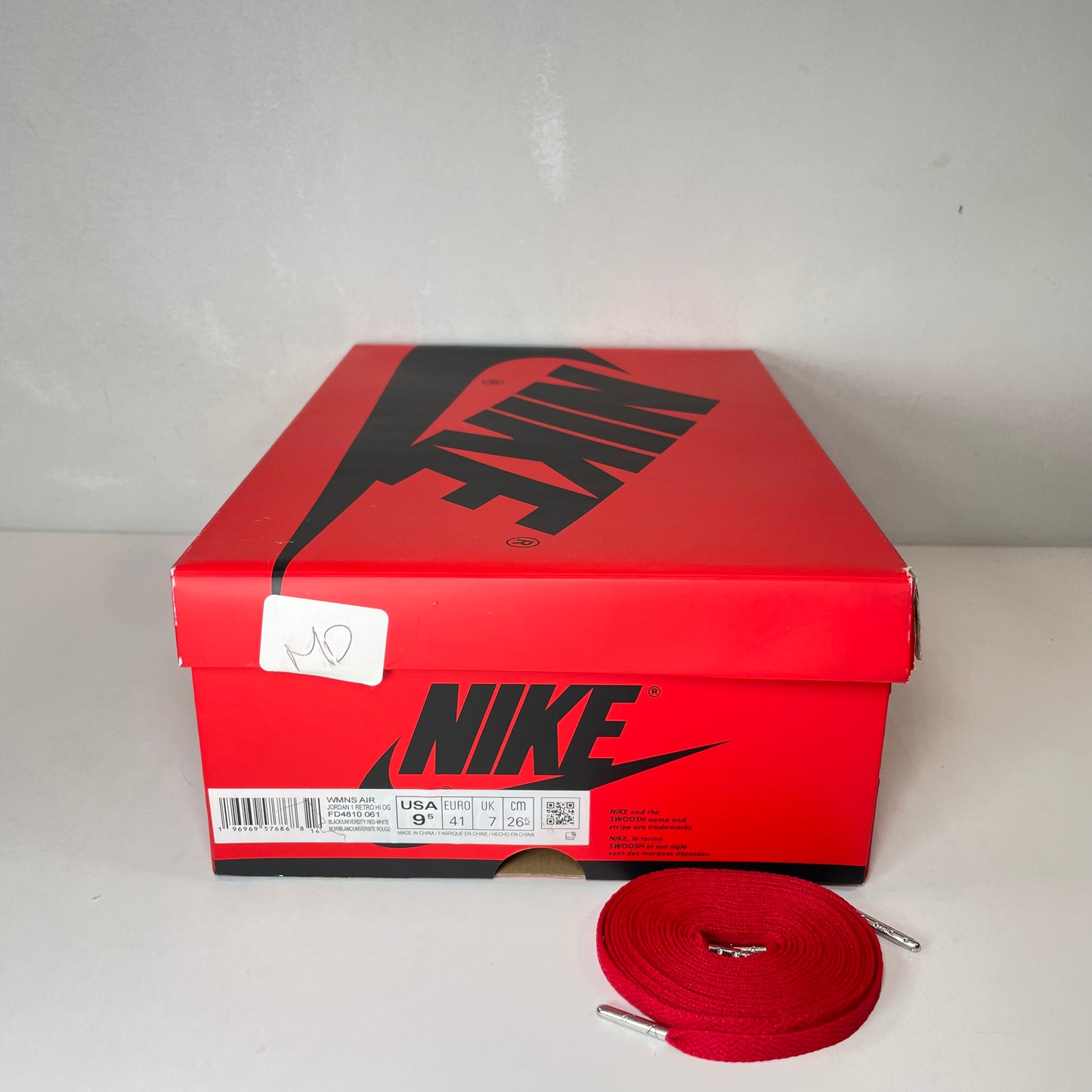 FD4810 061 Jordan 1 Retro High OG Satin Bred [USED] - 9.5 W (Used)