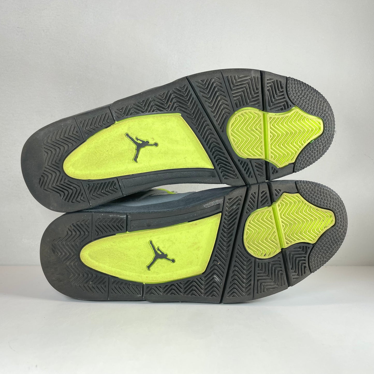 CT5342 007 Jordan 4 Retro SE 95 Neon [USED] - 11 M (Used)