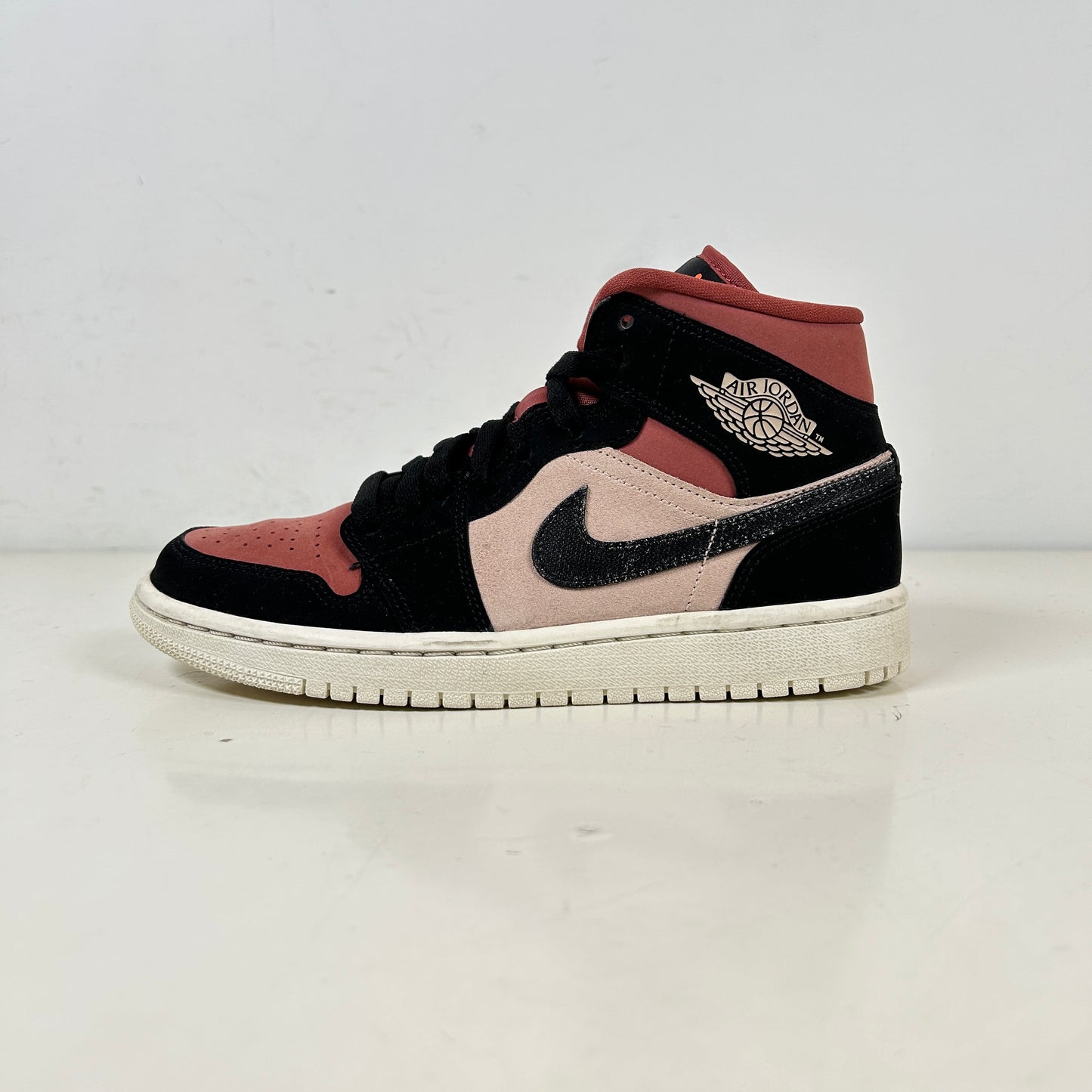 BQ6472 202 Jordan 1 Mid Canyon Rust (Women's) [USED] - 7 W (Used)