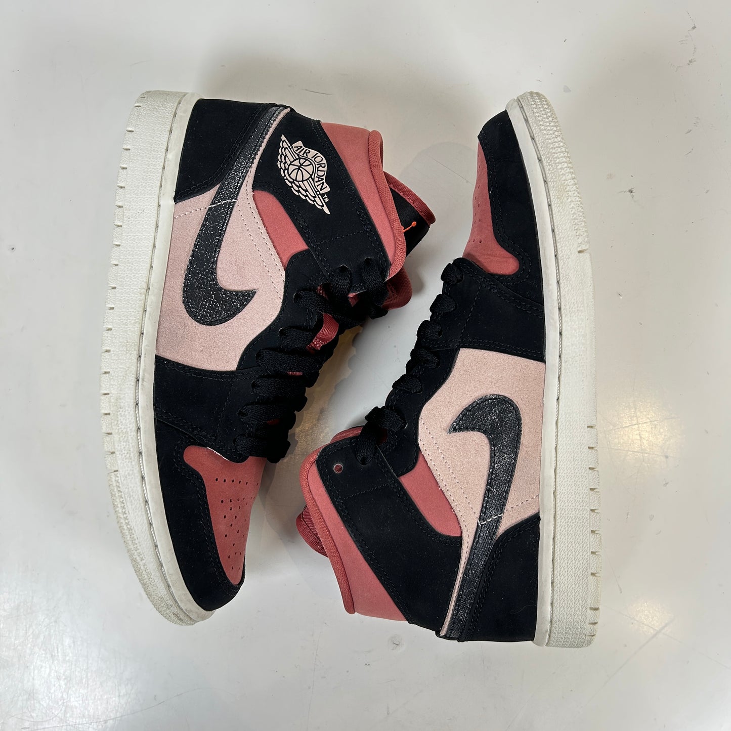 BQ6472 202 Jordan 1 Mid Canyon Rust (Women's) [USED] - 7 W (Used)
