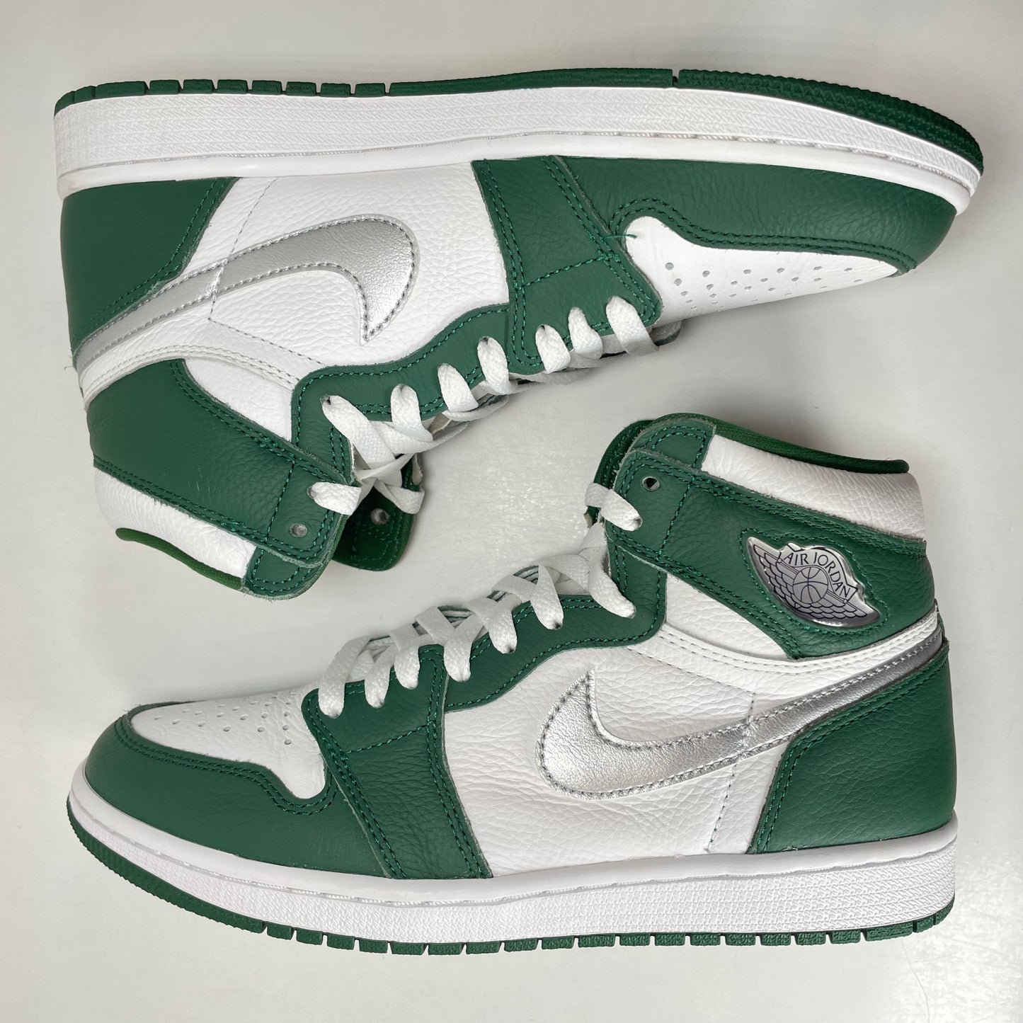 DZ5485 303 Jordan 1 Retro High OG Gorge Green [USED] - 8.5 M (Used) (No Box)