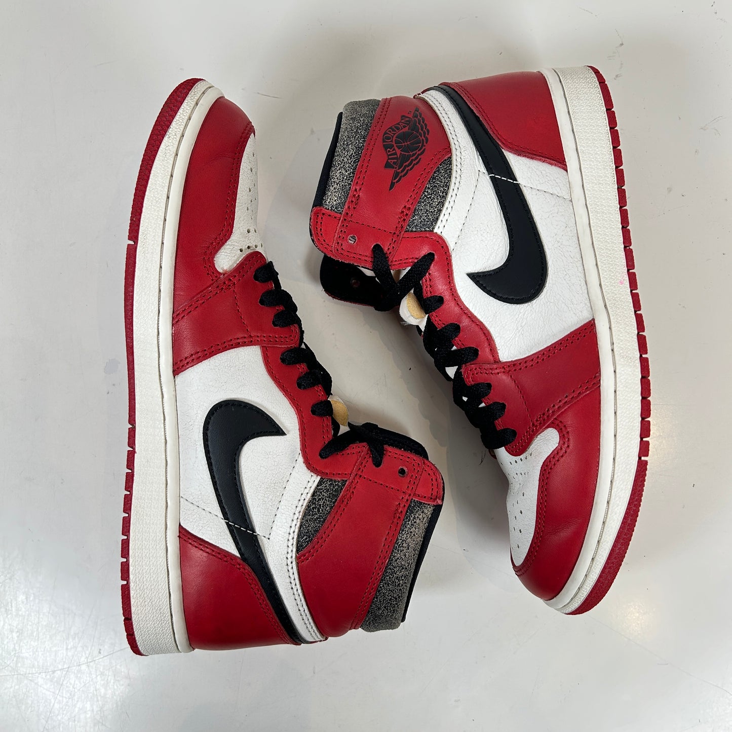DZ5485 612 Jordan 1 Retro High OG Chicago Lost And Found [USED] - 9 M (Used)