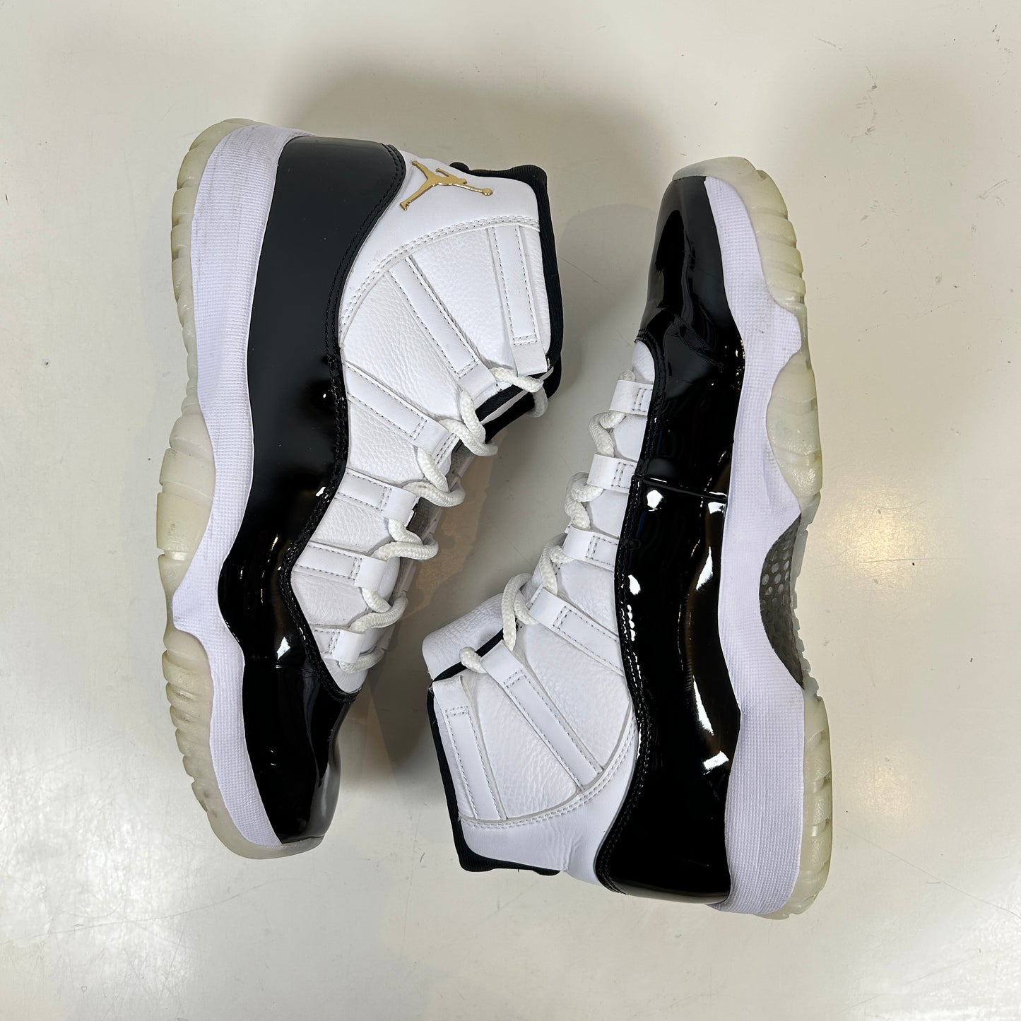 CT8012 170 Jordan 11 Retro DMP Defining Moments (2023) [USED] - 9.5 M (Used3)