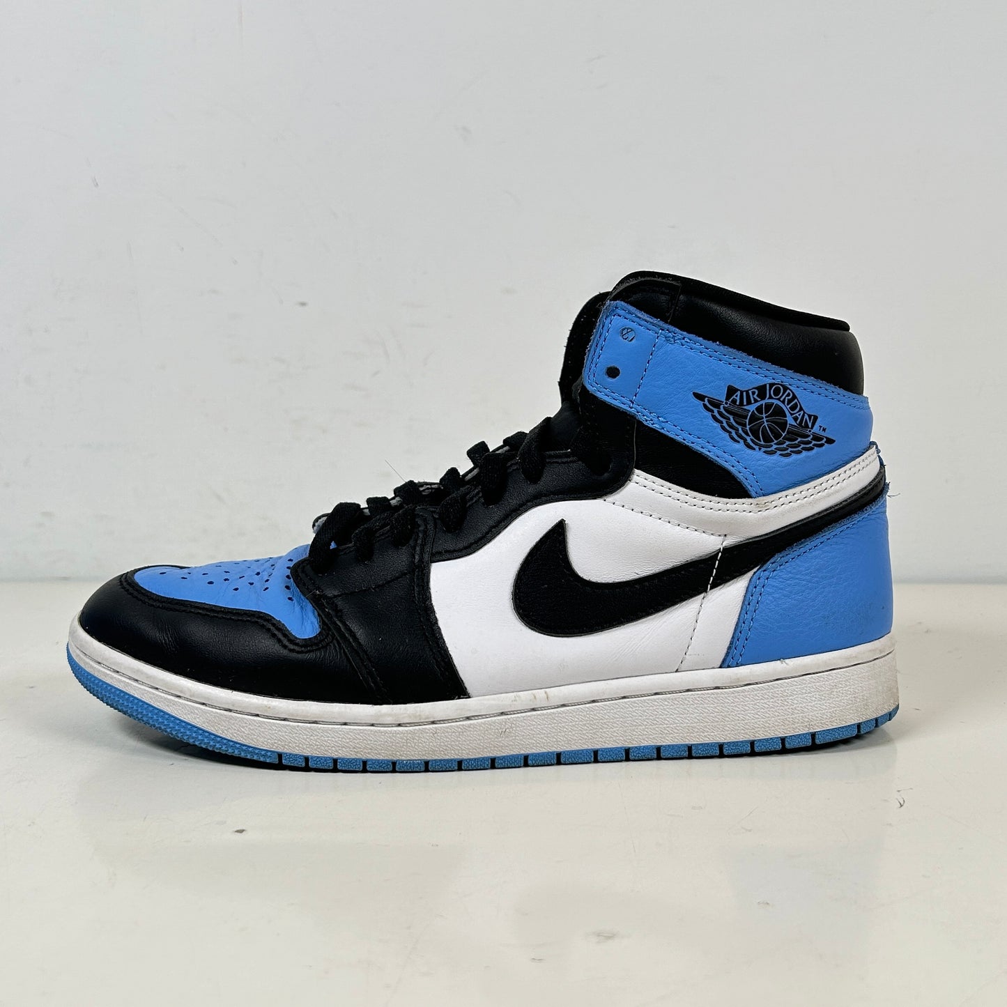 DZ5485 400 Jordan 1 Retro High OG UNC Toe [USED] - 9 M (Used2)