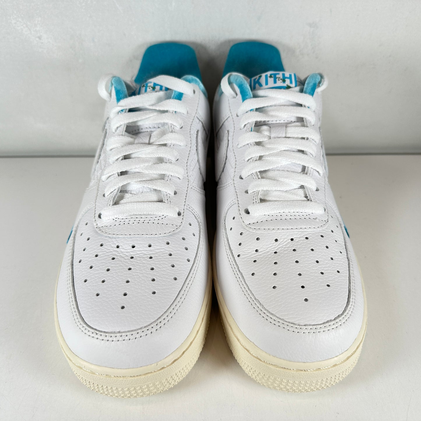 DC9555 100 Nike Air Force 1 Low Kith Hawaii [CONDITIONAL] - 9.5 M (Creased)