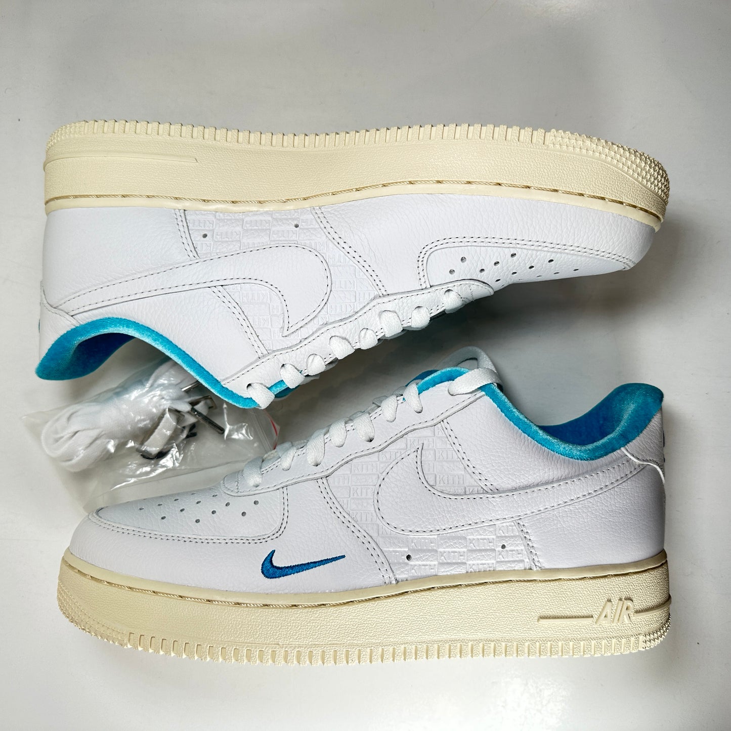 DC9555 100 Nike Air Force 1 Low Kith Hawaii [CONDITIONAL] - 9.5 M (Creased)