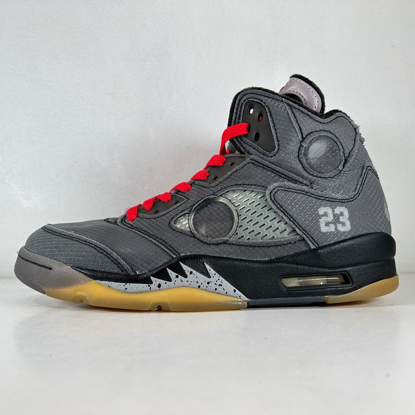 CT8480 001 Jordan 5 Blanco roto Negro