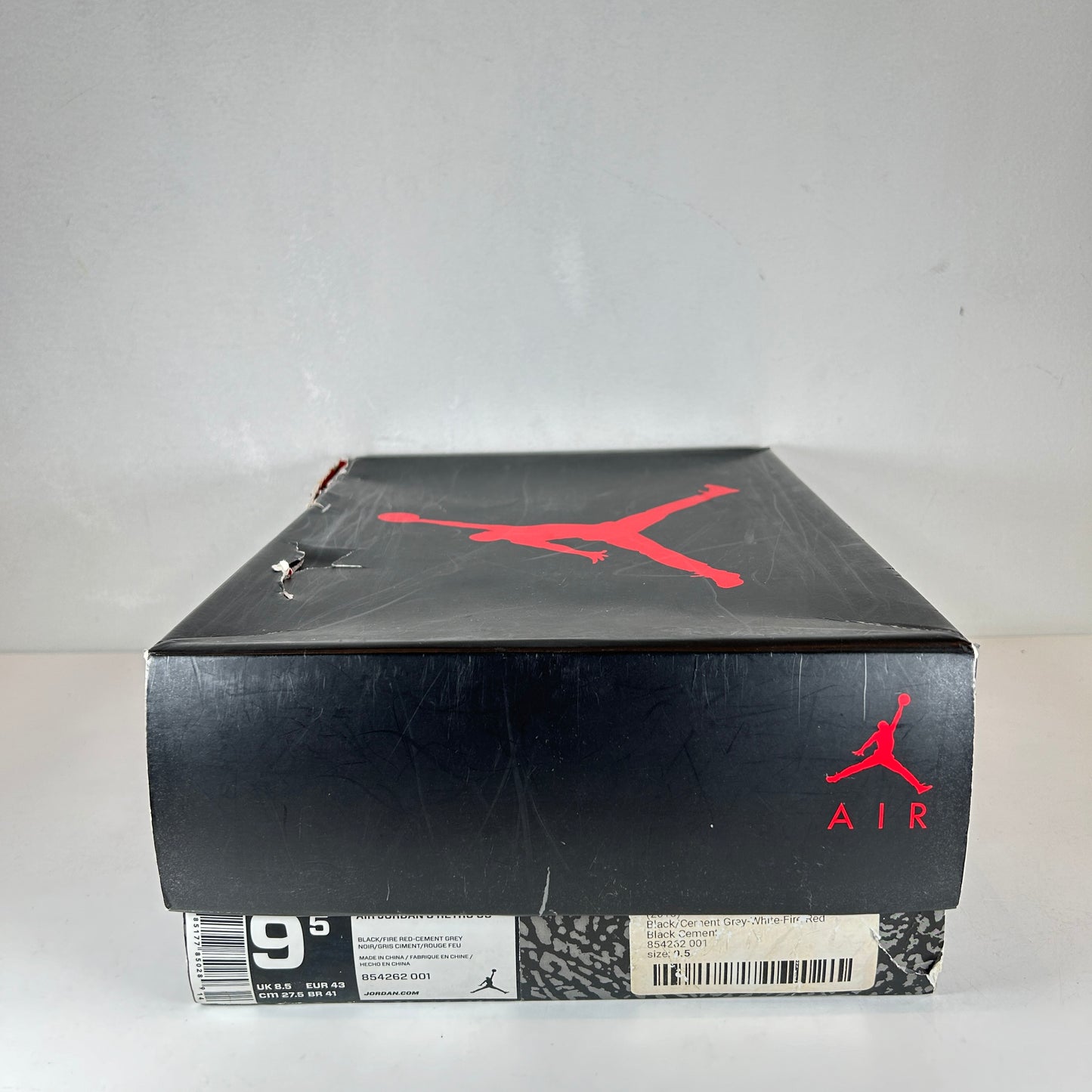 854262 001 Jordan 3 Black Cement 2018 [USED] - 9.5 M (Used)