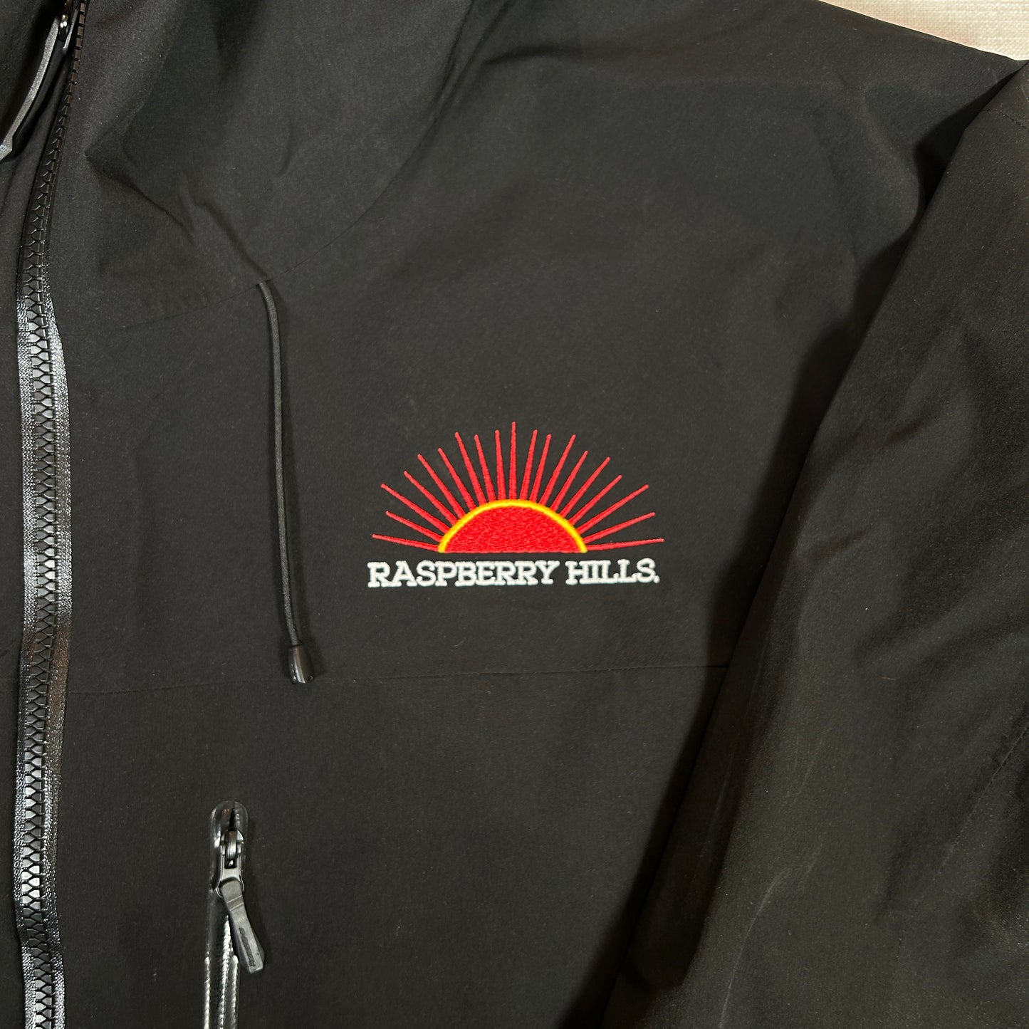 GV GALLERY Raspberry Hills Rain Jacket [USED] - L (Used)