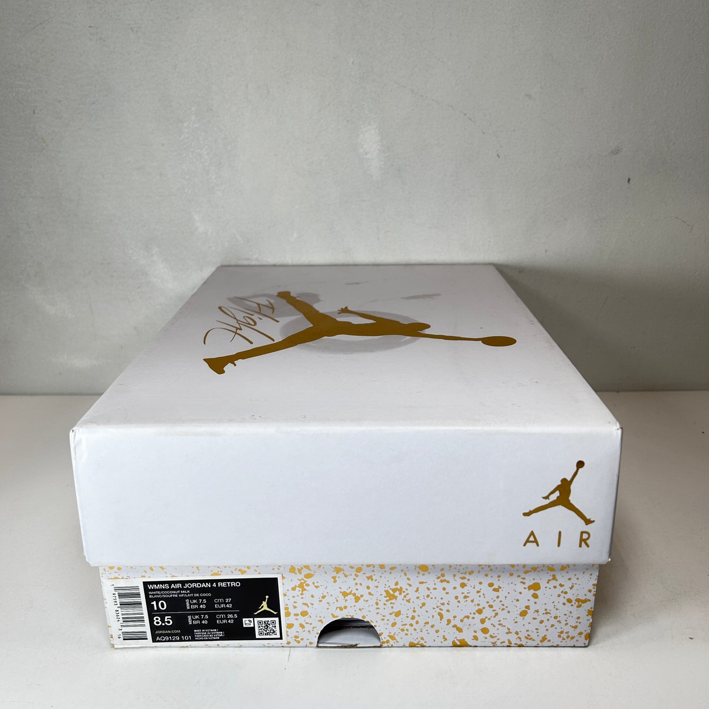 AQ9129 101 Jordan 4 Retro Vivid Sulfur (Women's) [USED] - 10 W (Used)