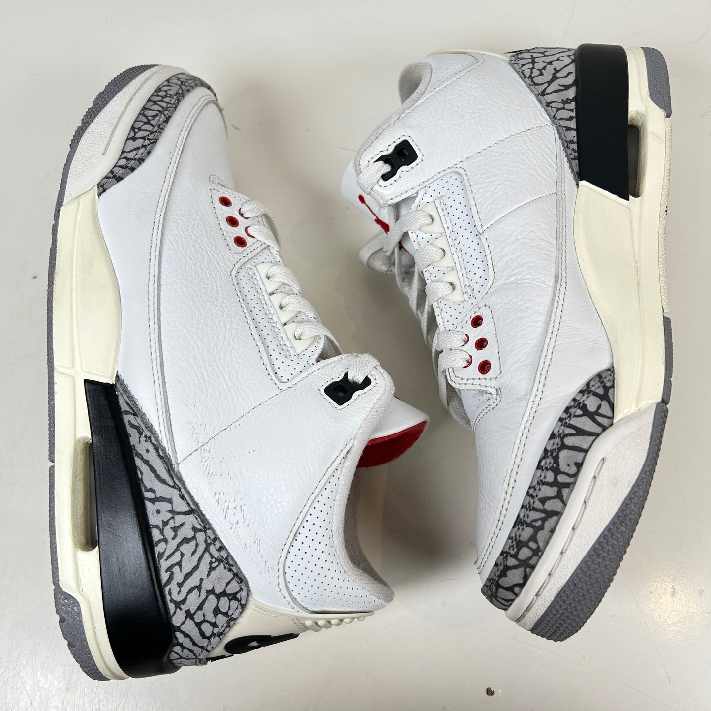 DN3707 100 Jordan 3 Retro White Cement Reimagined [USED] - 8.5 M (Used)